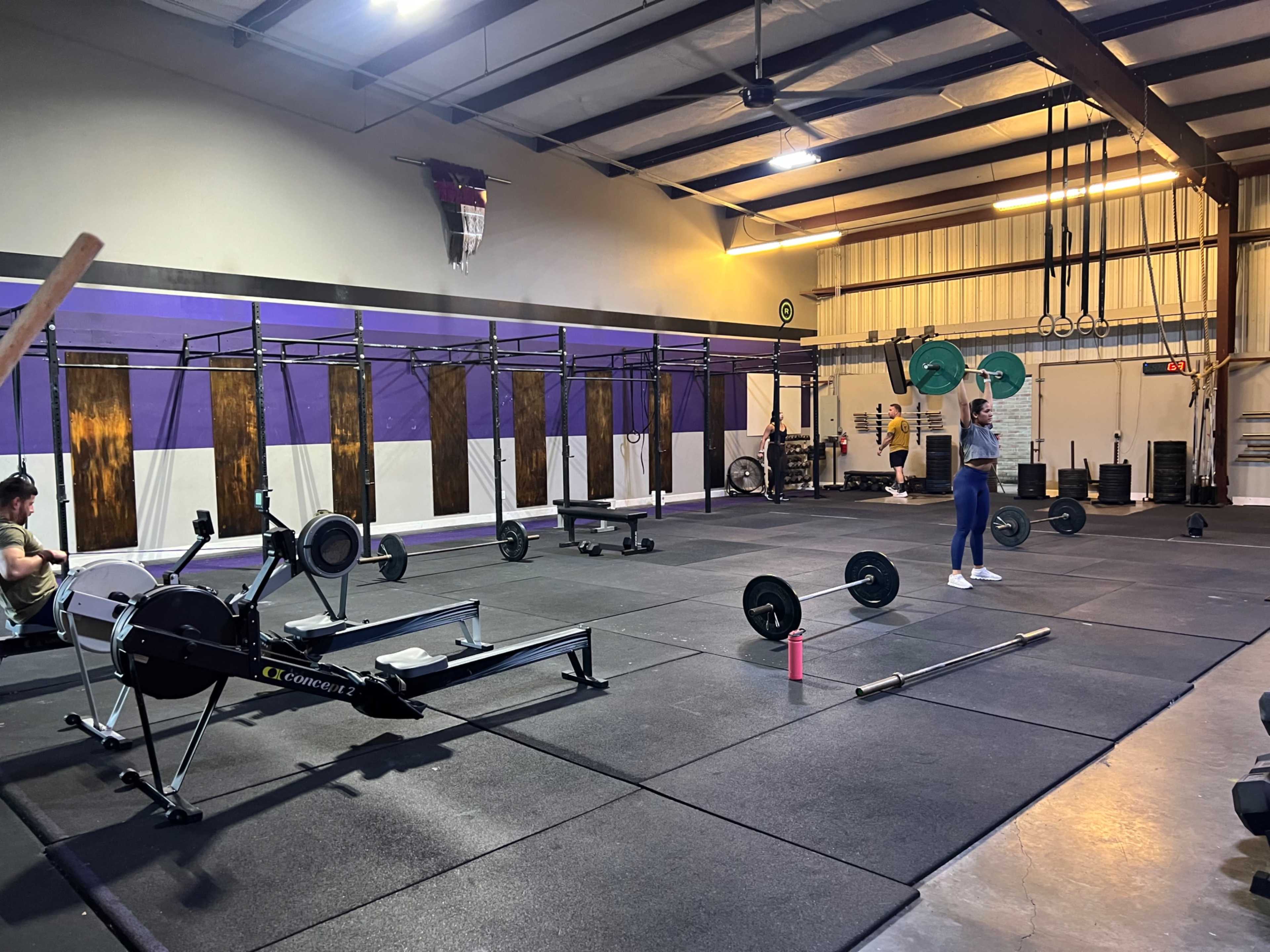 Crossfit / functional warehouse gym Image in Williamsburg Settlement, Katy, TX