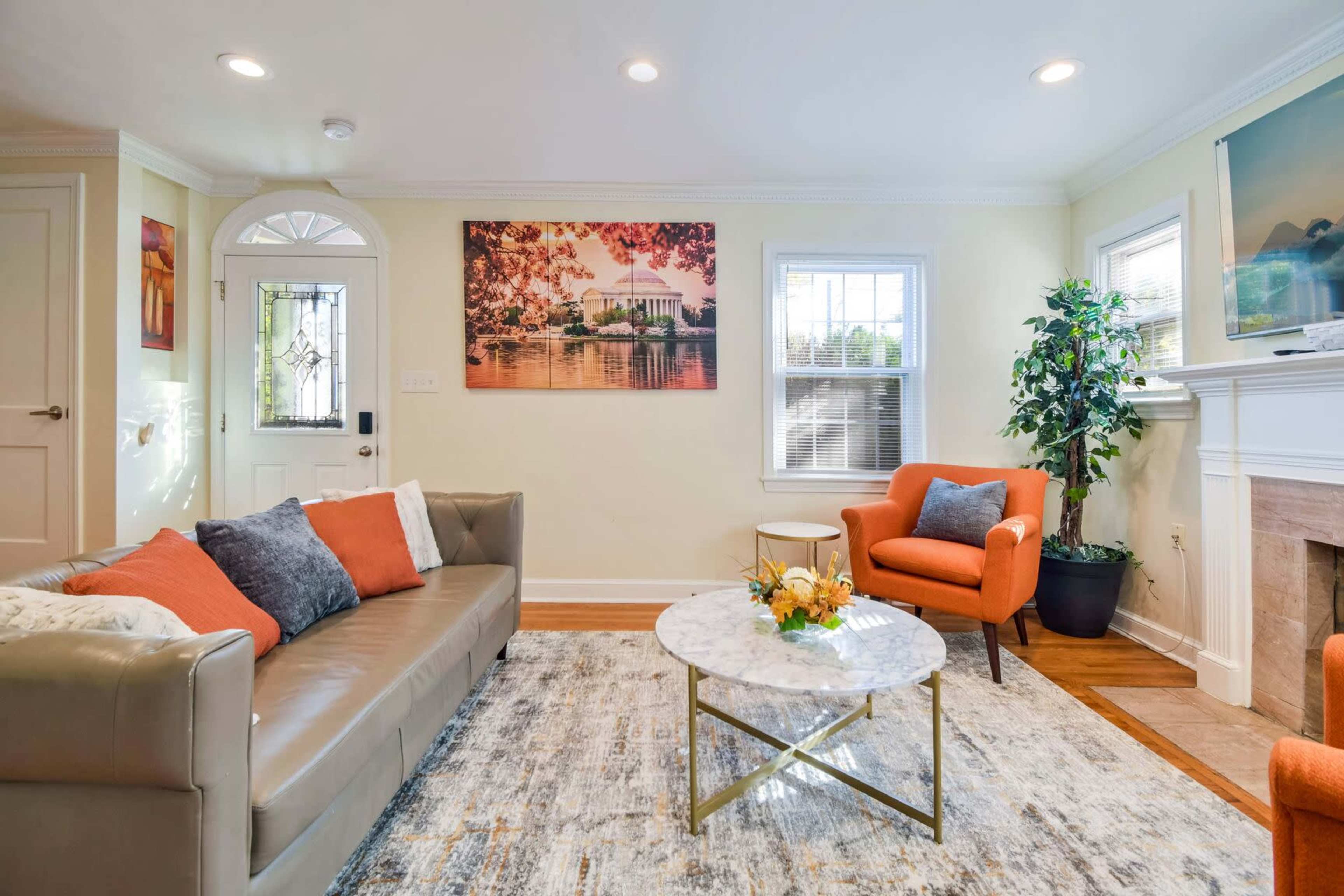 City Retreat with Downtown Access Image in Northeast Washington, Washington, DC