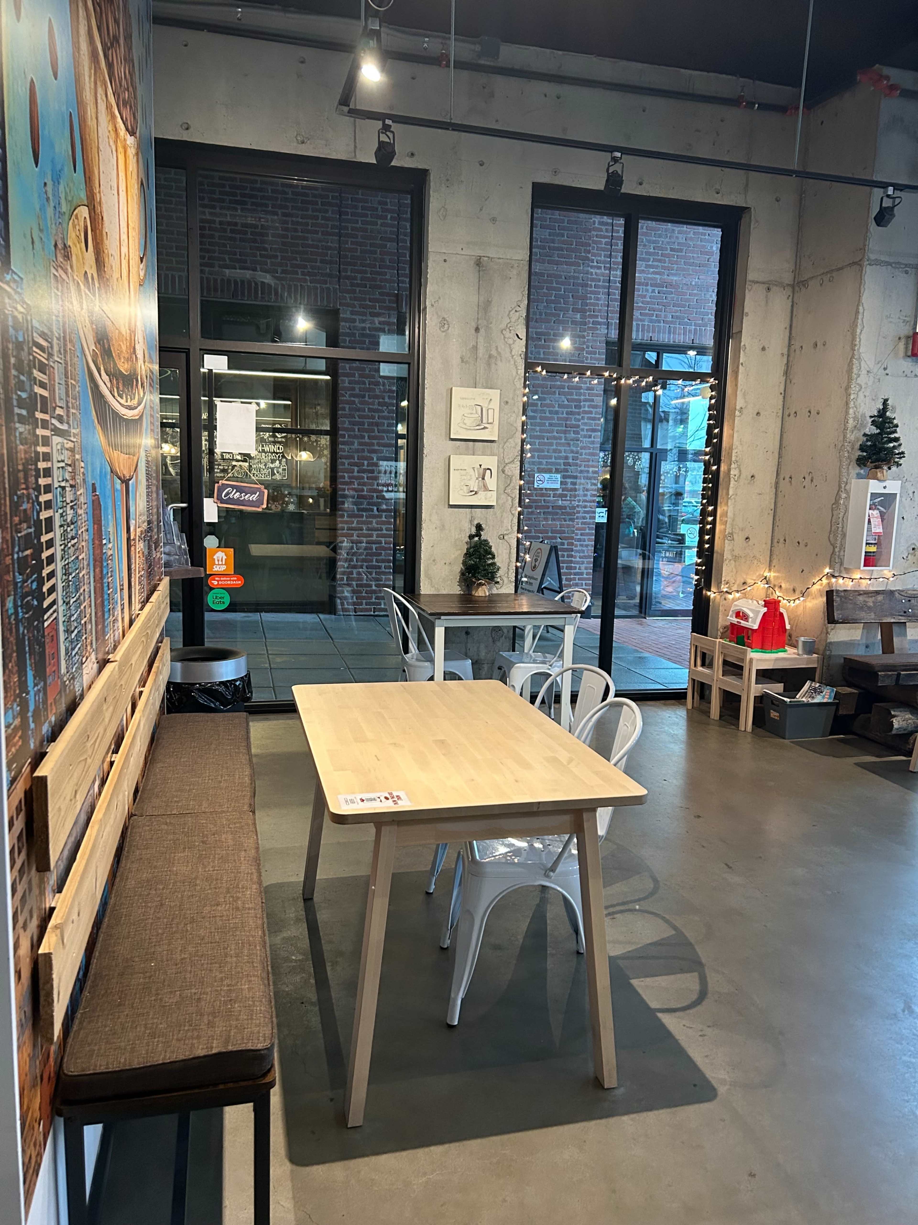 Cozy Café in Maple Ridge Image in Haney, Maple Ridge, BC