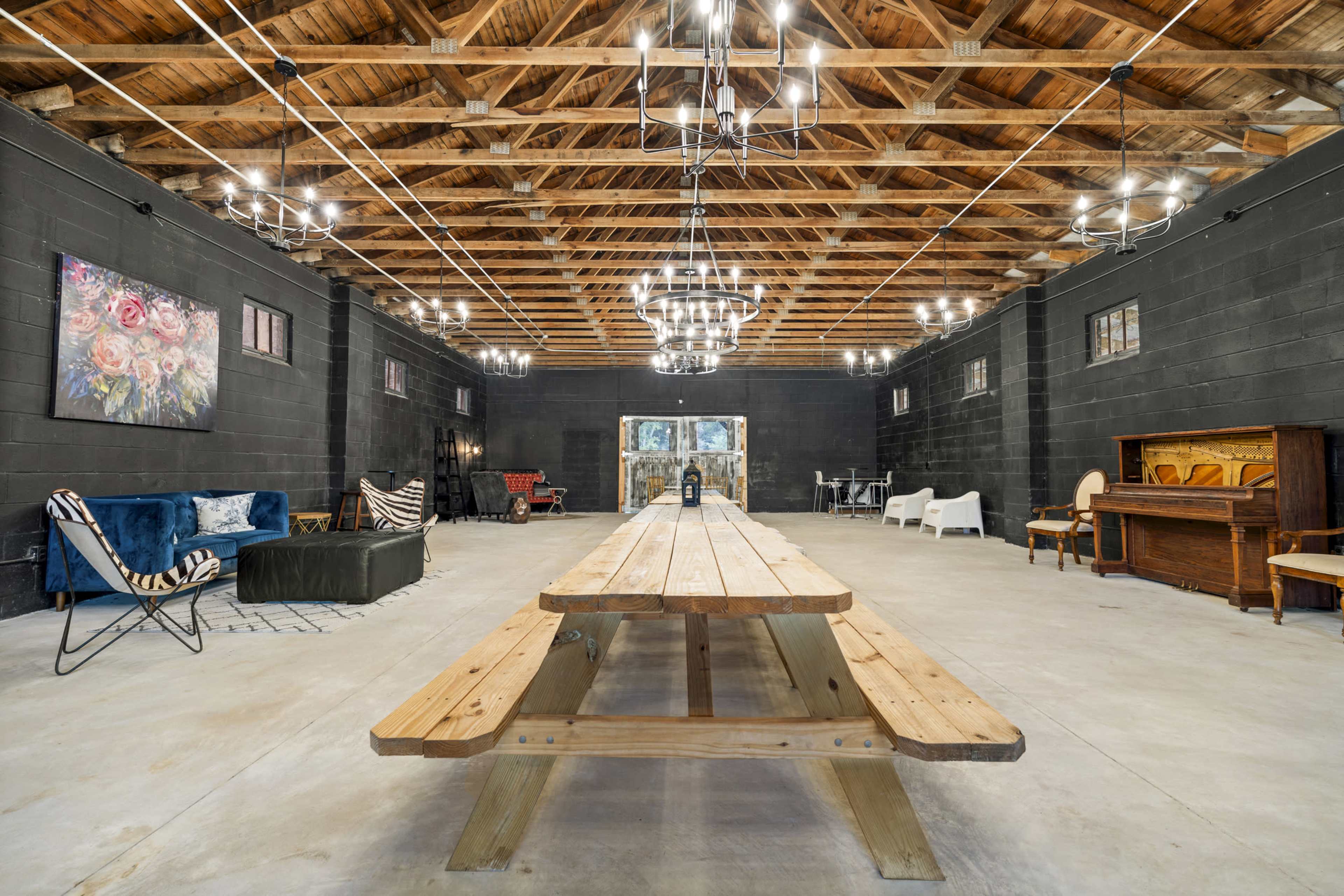 The Rustic Noir Barn – A Dramatic Canvas at Marcellus Farms Image in Cedarville, Brandywine, MD