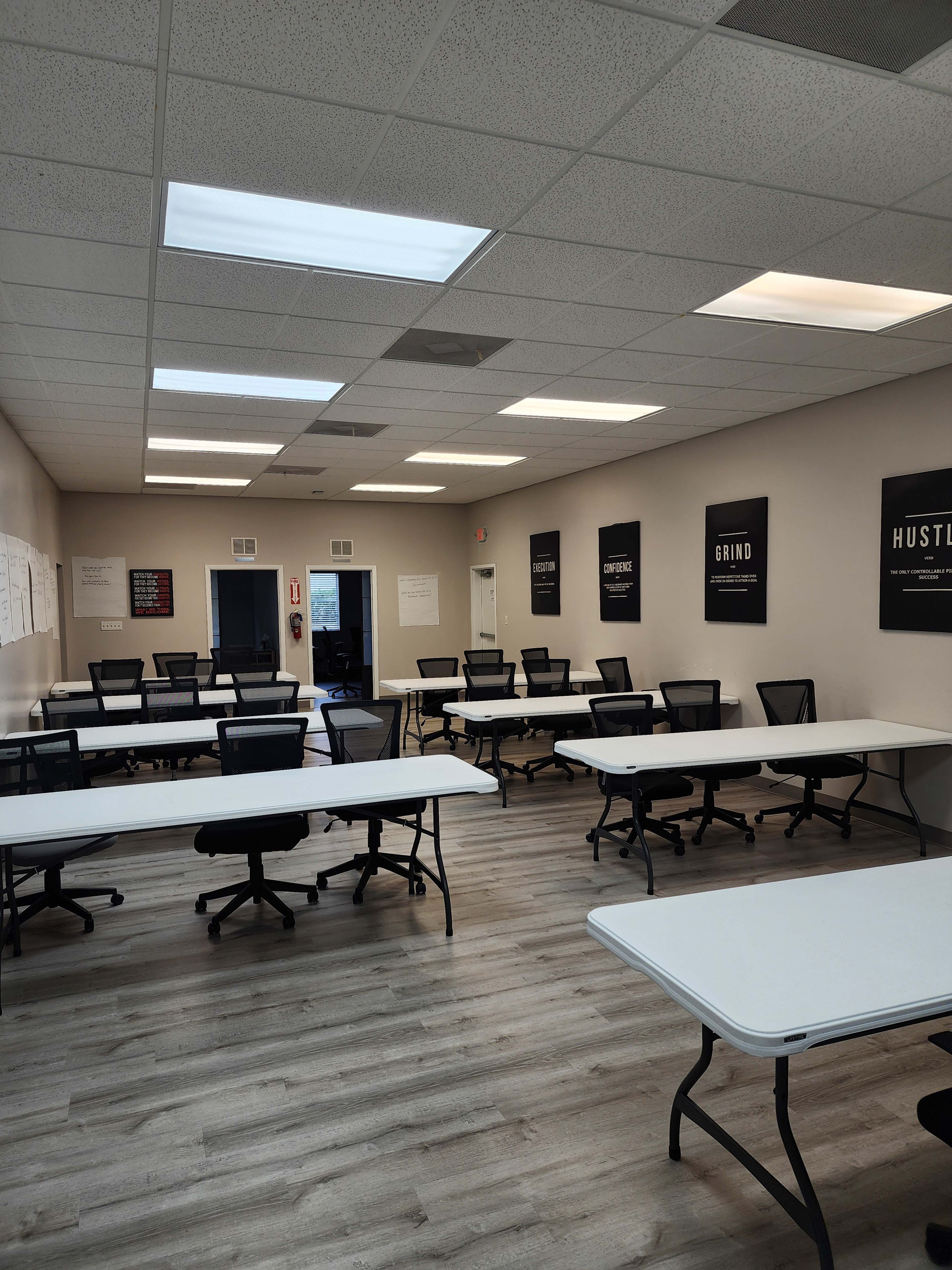 Large training and conference room Image in Ocala, Ocala, FL