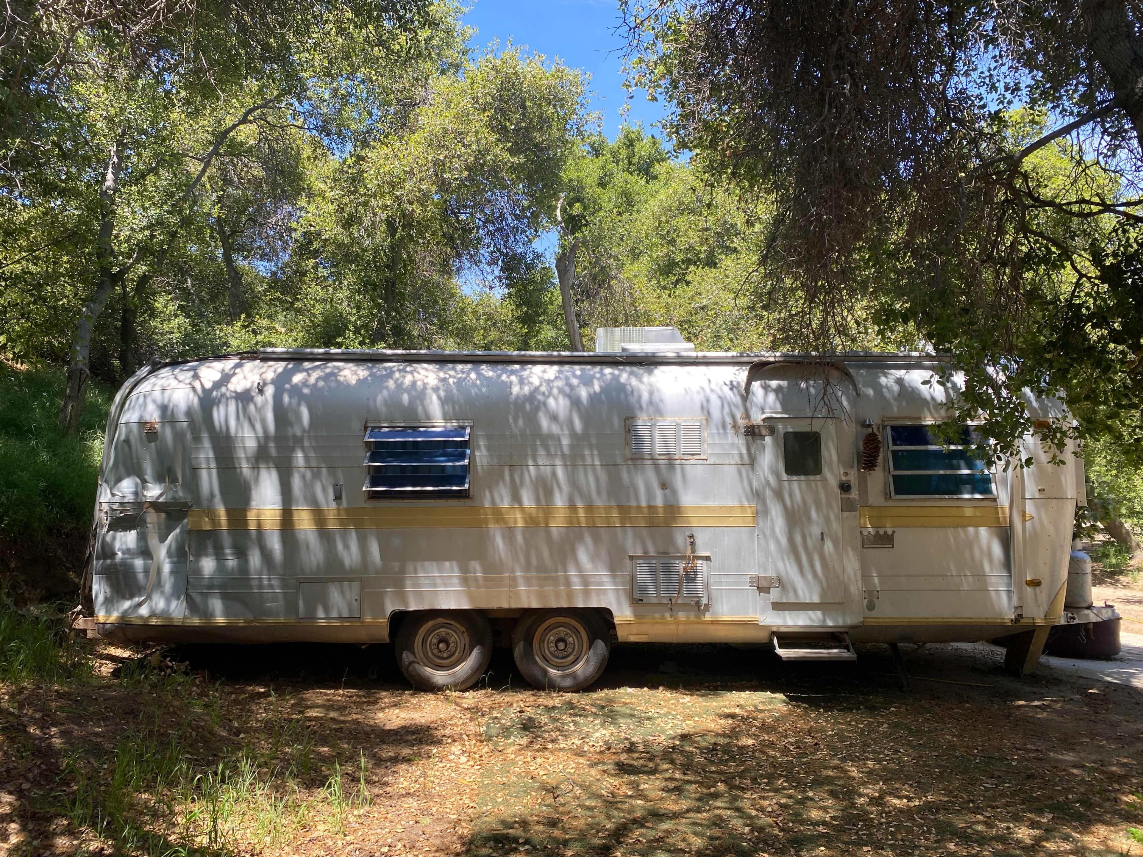 Vintage Airstream RV on High Desert Ranch Image in Leona Valley, Leona Valley, CA