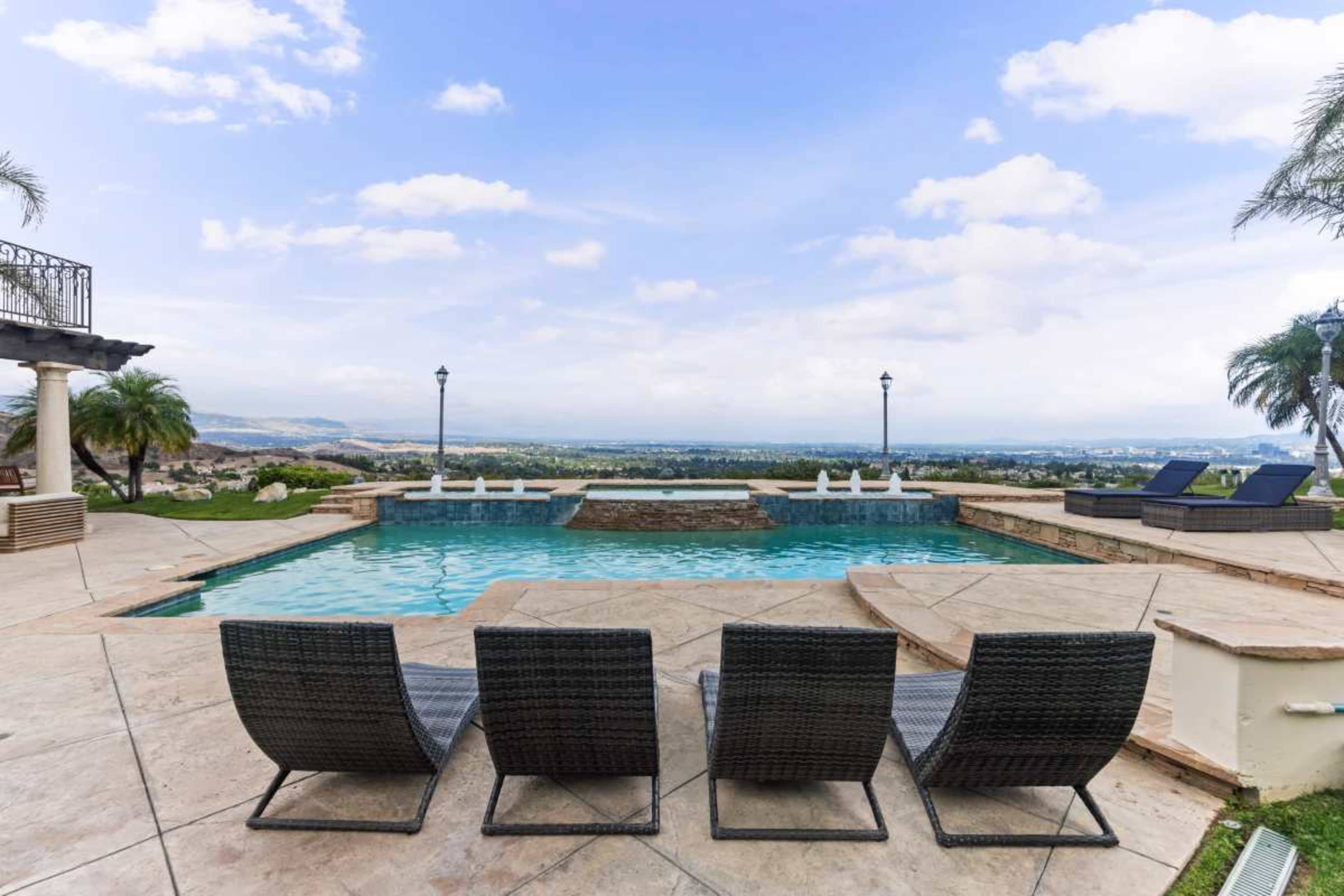 Modern Home with Spectacular Panoramic Views- Pool n Jacuzzi Image in West Hills, West Hills, CA