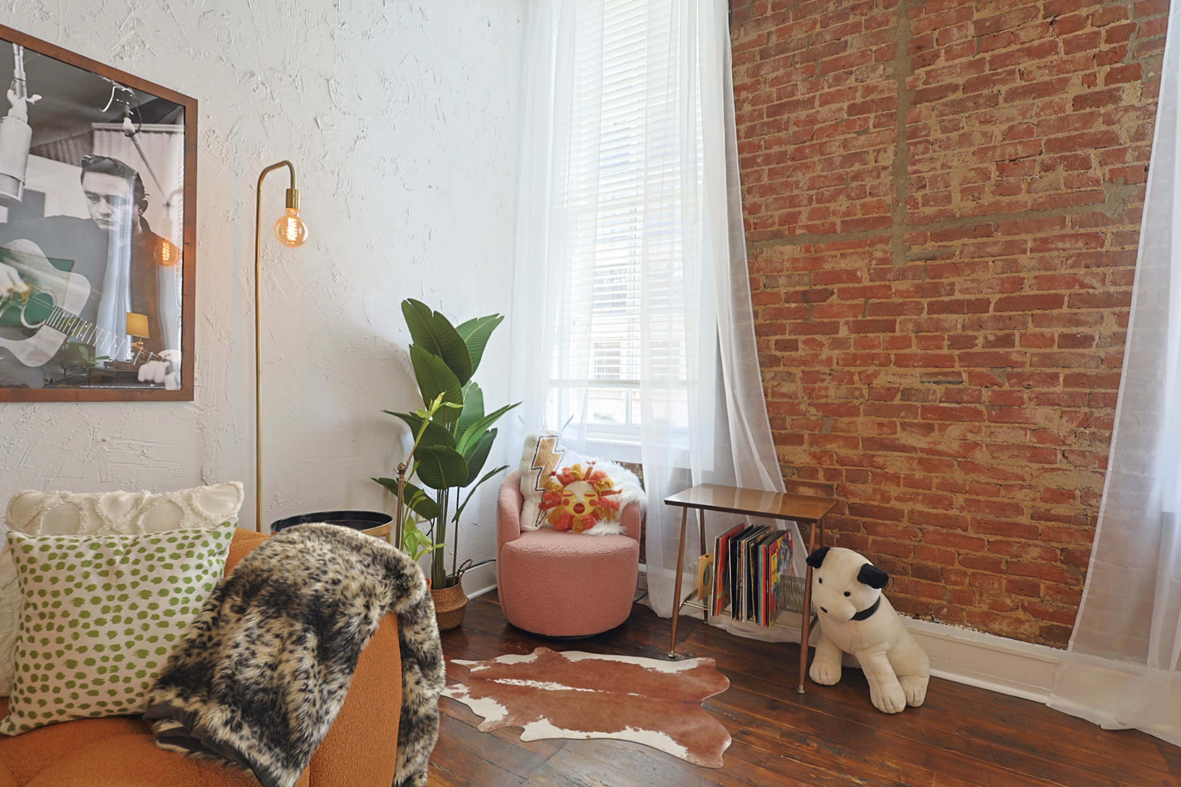 ⚡ Rock & Roll Chic Condo in Downtown ⚡ Image in Downtown Memphis, Memphis, TN