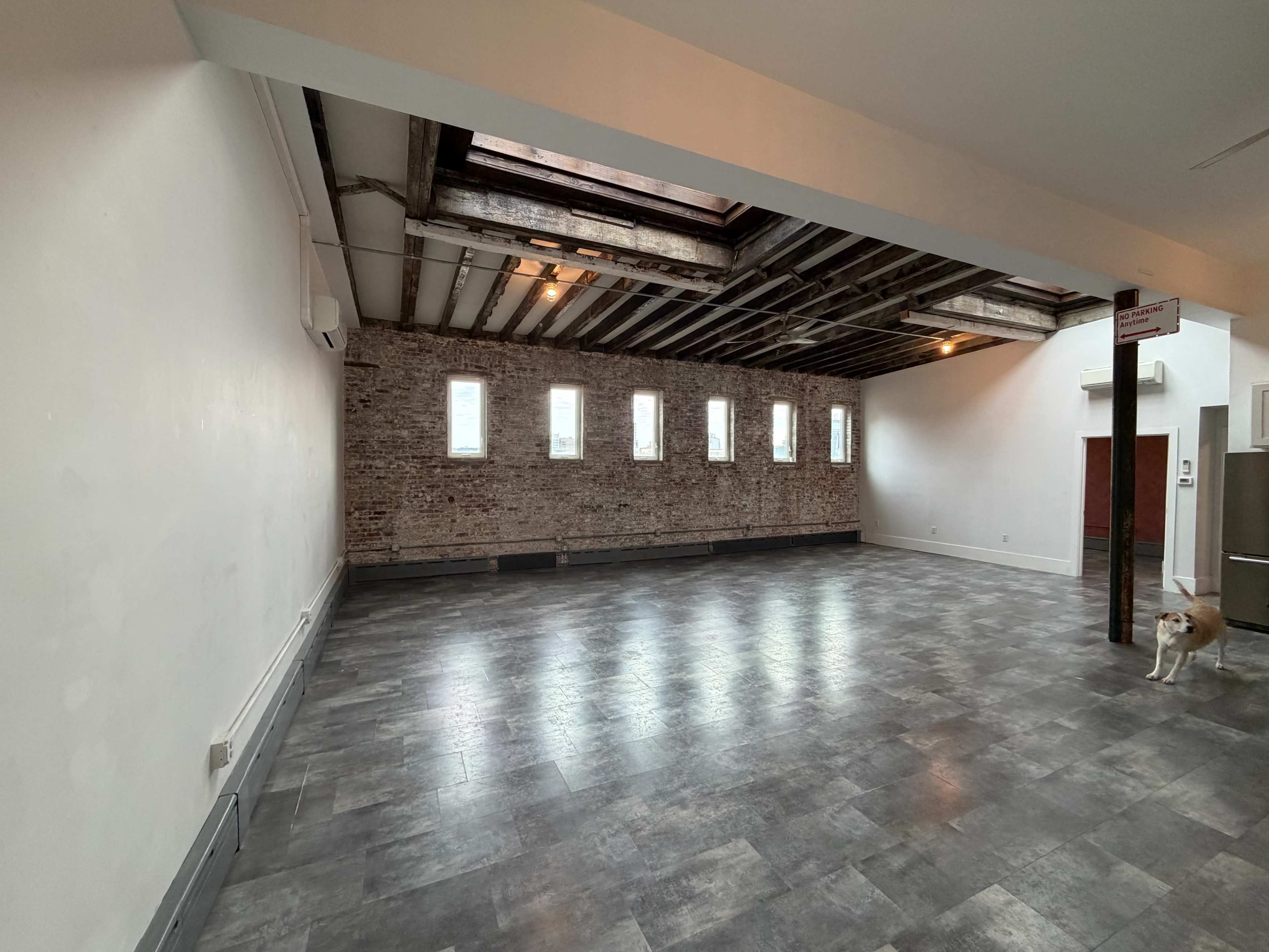 Sunlit Warehouse Loft | Quiet, Production-Friendly Photo & Film Space Image in Gowanus, Brooklyn, NY