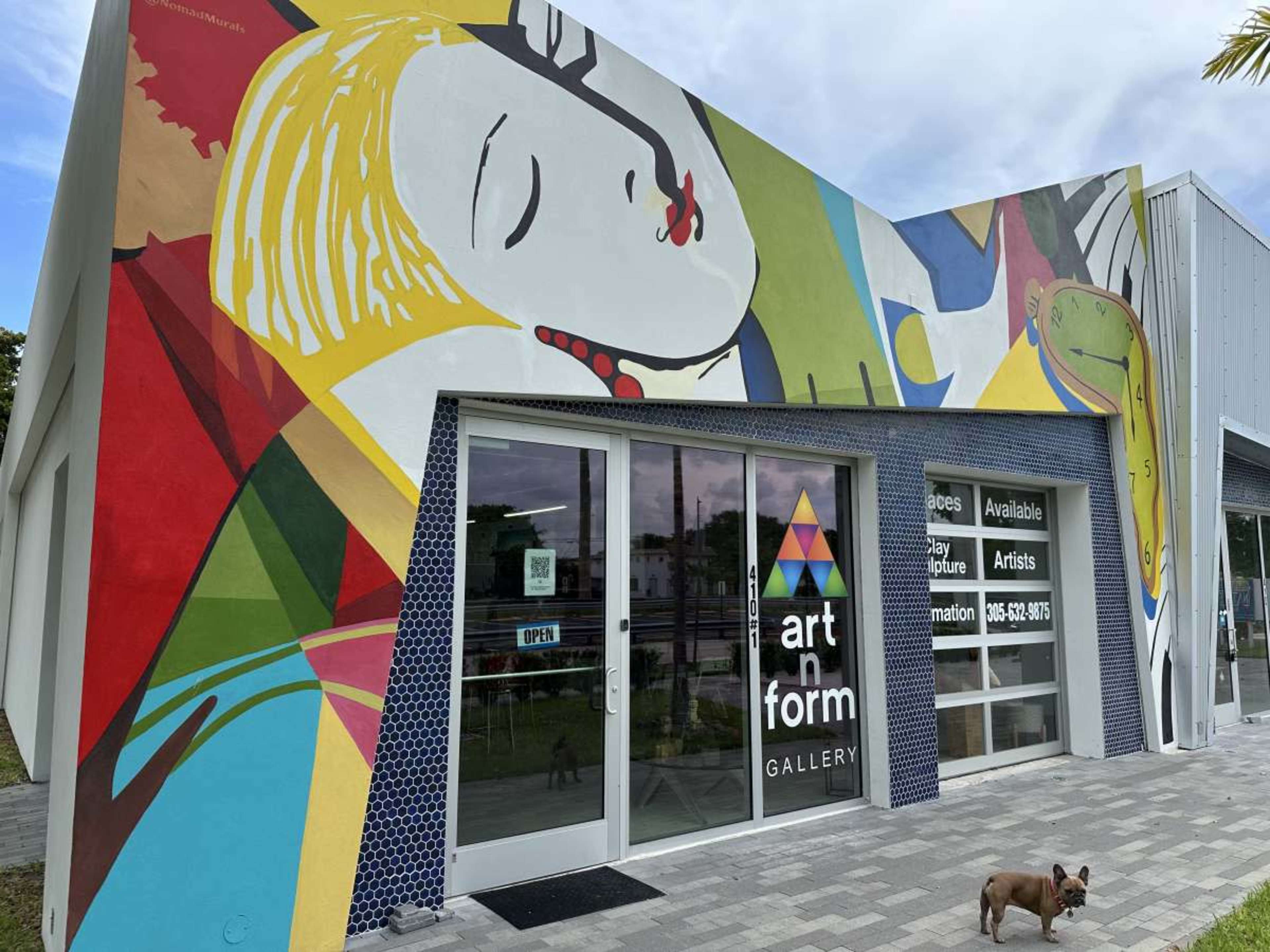 Art Gallery - Urban Style with space for events Image in Hallandale Beach, Hallandale Beach, FL