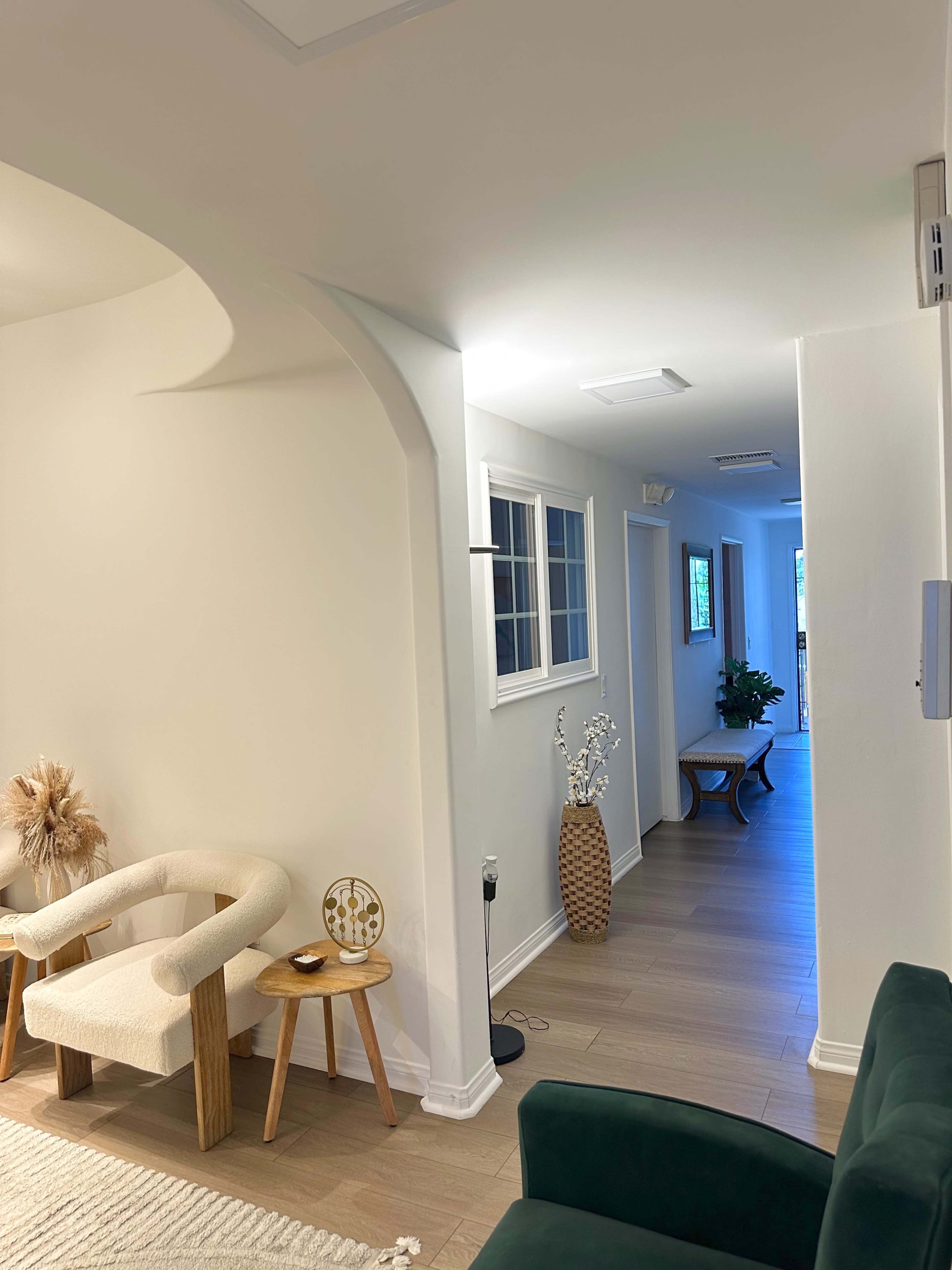 Quiet Furnished Office Room in Playa Vista - Ideal for Therapy, Coaching, or Remote Work Image in Playa Vista, Culver City, CA