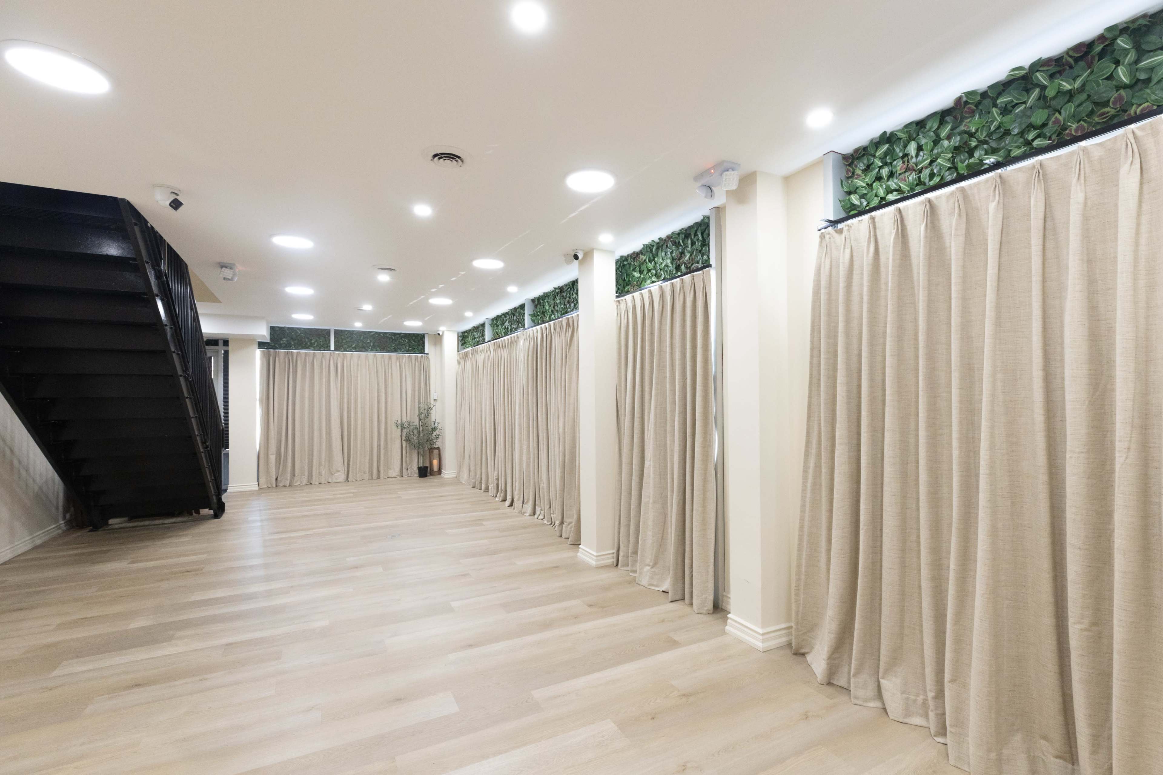 Bright Multi-Use Studio in Toronto with Natural Light Image in Clairlea, Toronto, ON