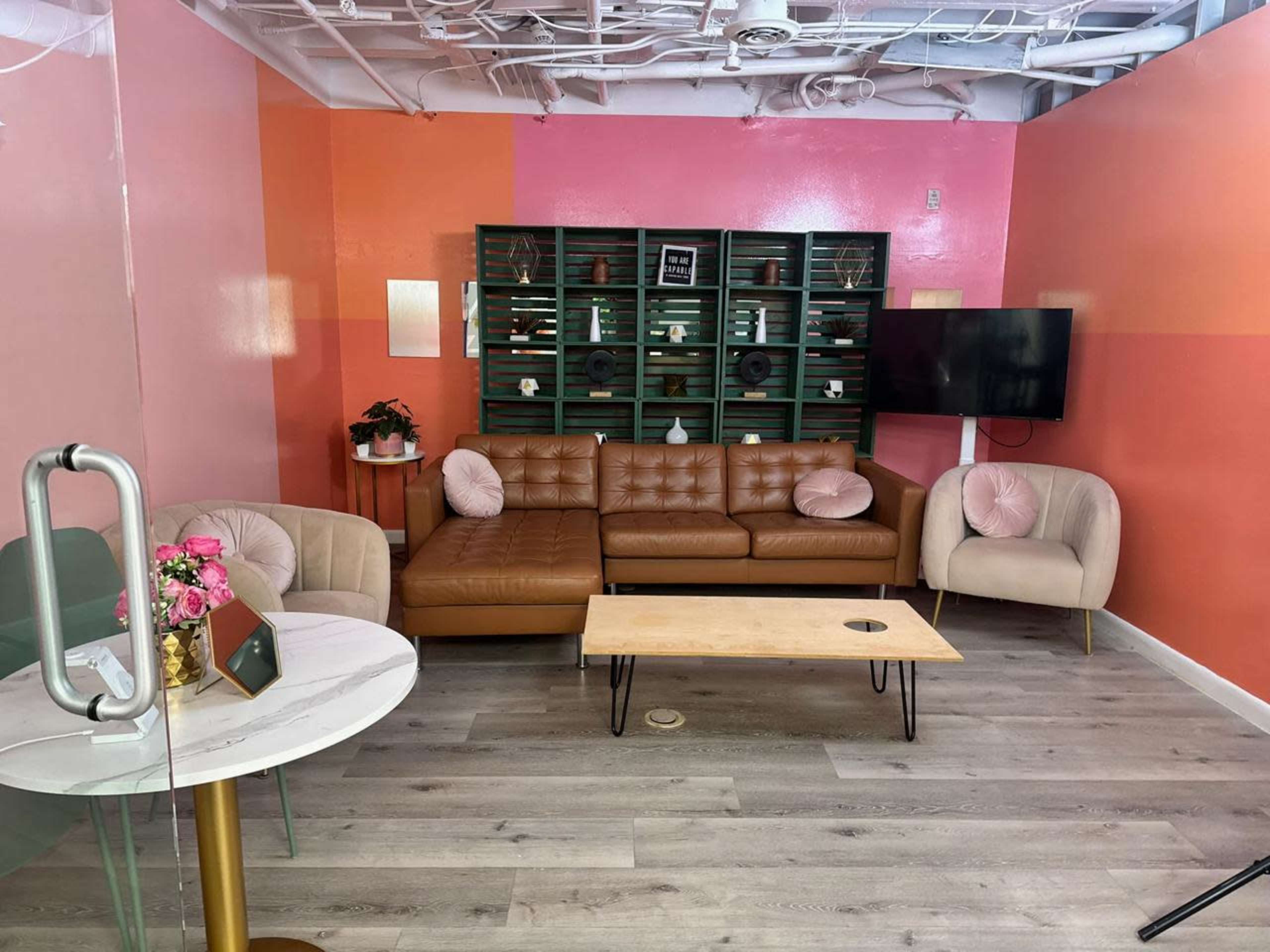 ON STAGE Spotlight: The Ultimate Live Event Experience Image in Miami, Miami, FL