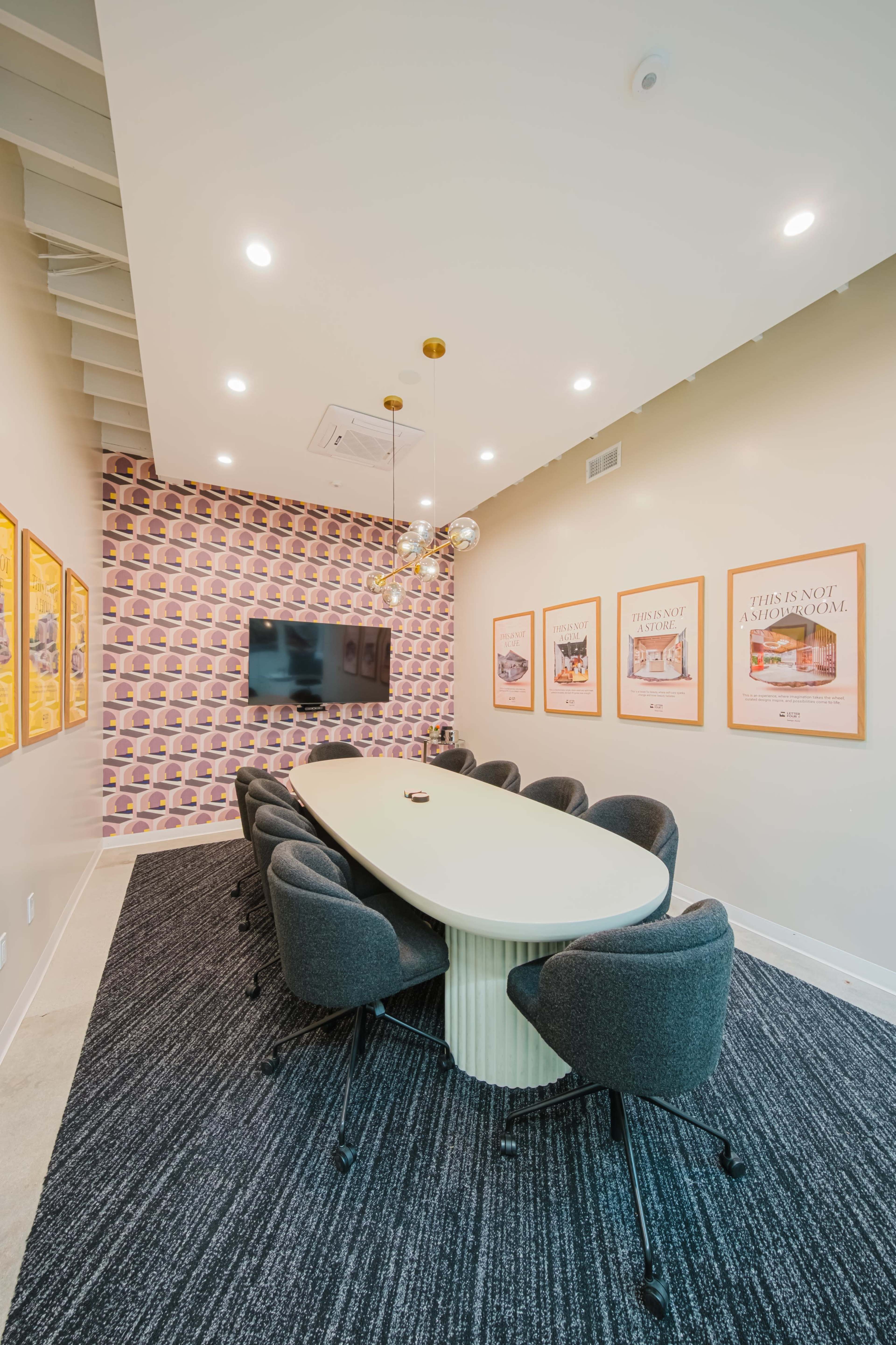 COLOR-RICH CREATIVE OFFICE WITH RETRO WARMTH Image in Culver - West, Los Angeles, CA
