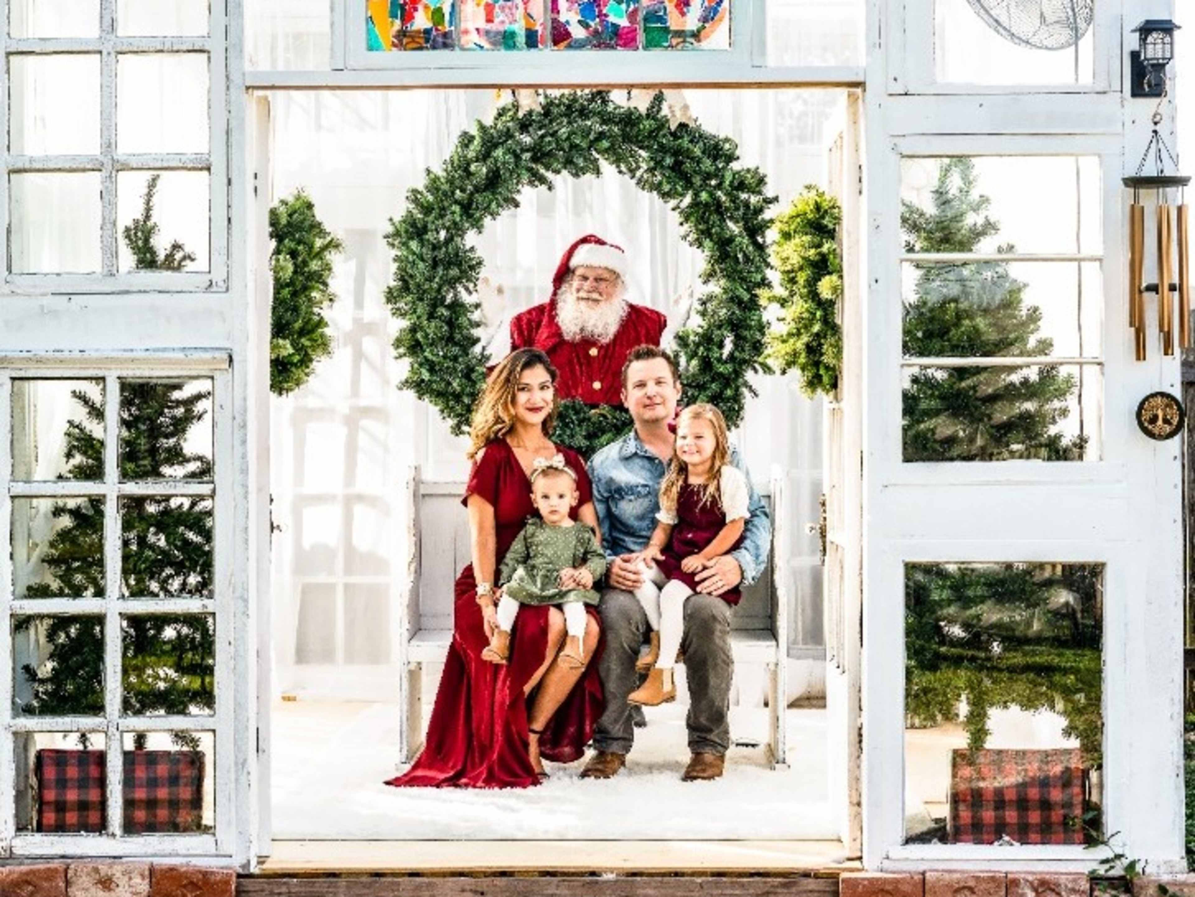 Christmas Mini Setup