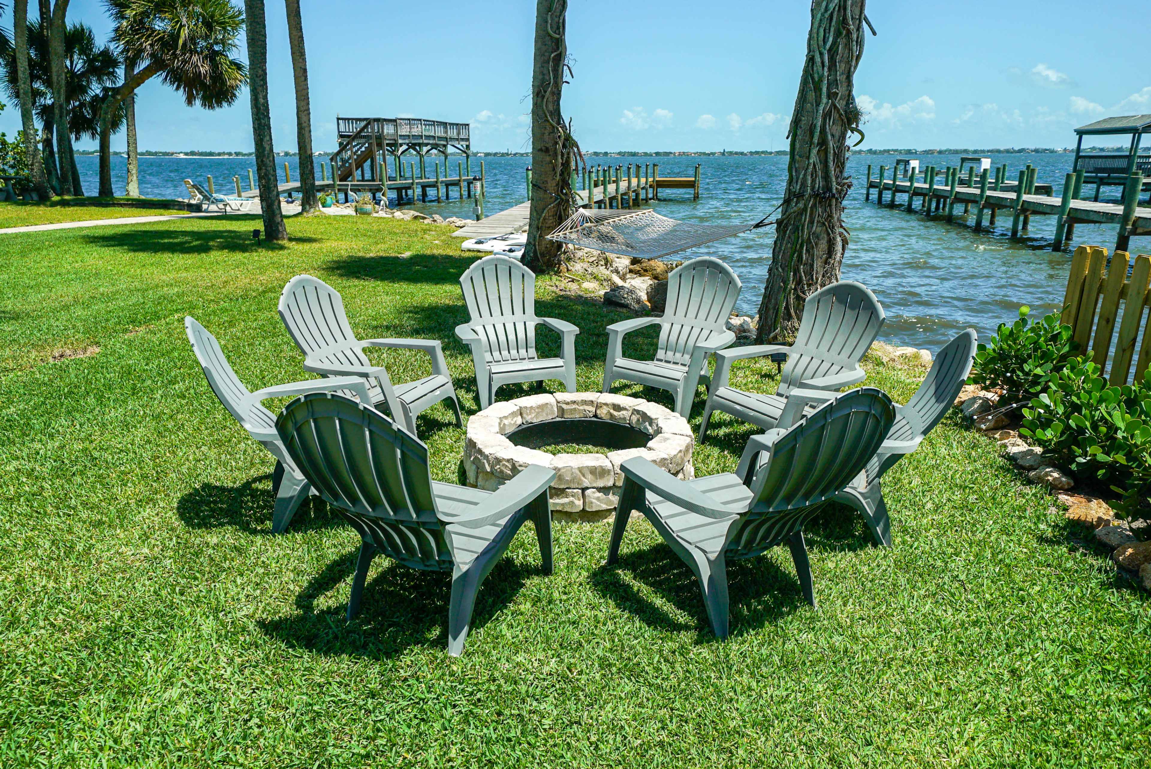 New Modern Tropical Waterfront Bungalow Estate Image in Melbourne, Melbourne, FL
