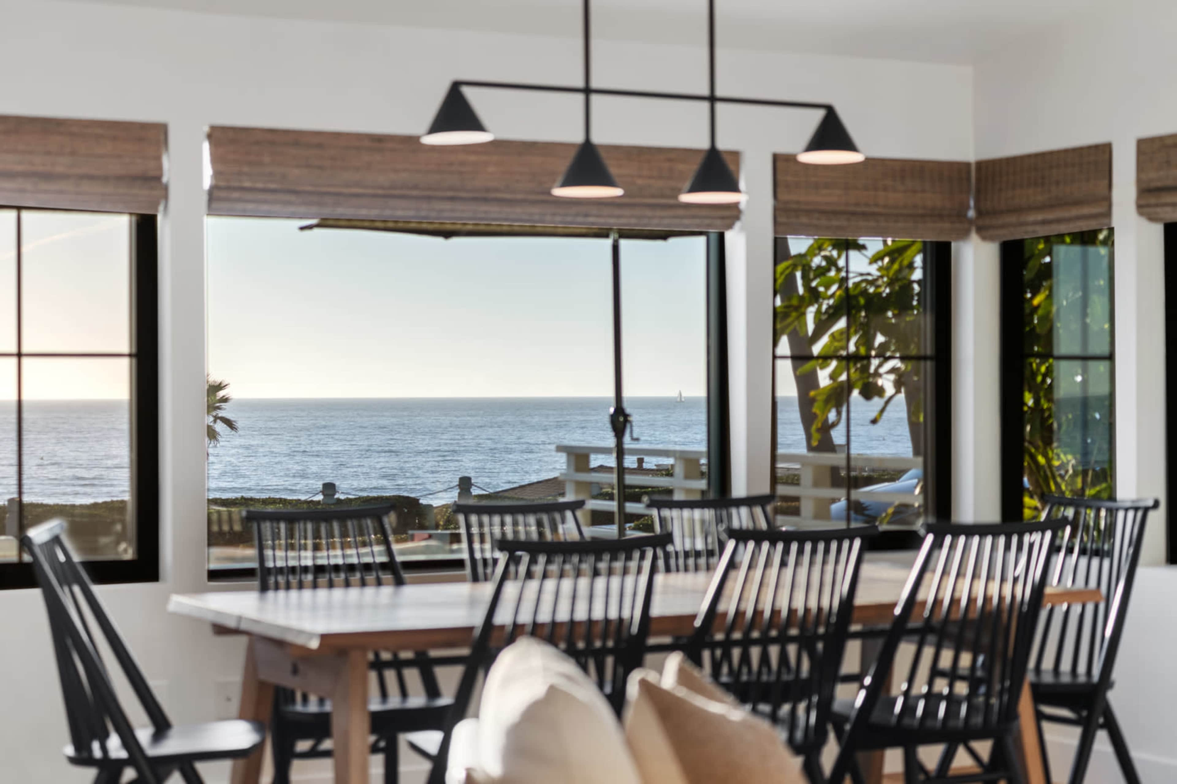 Pacific Paradise - Waves in View Image in Townsite, Oceanside, CA