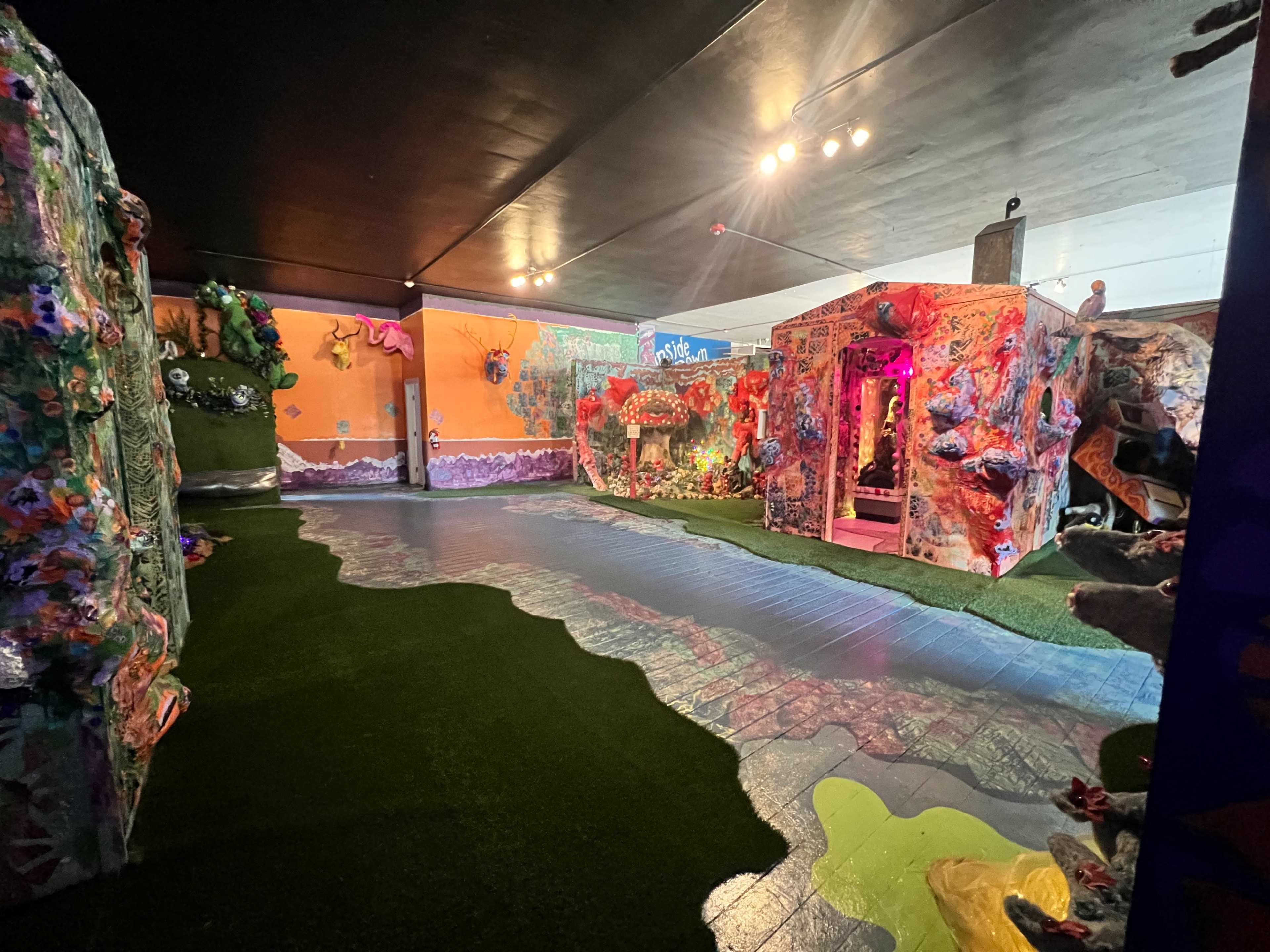 Vibrant Dreamscape Studio with Interactive Art Installations Image in Reno, Reno, NV