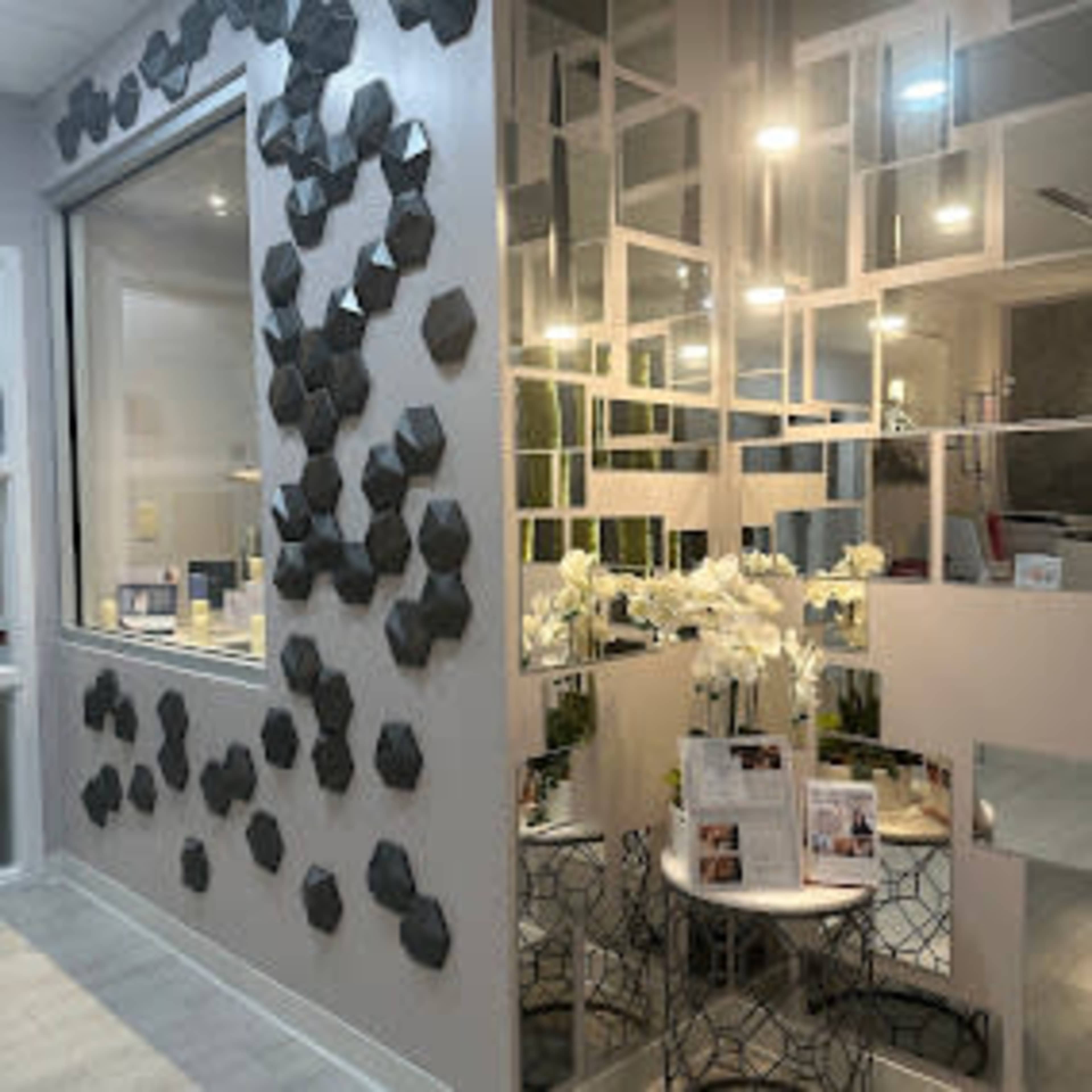 Modern MedSpa Suite in the Heart of Dr. Phillips, Orlando ✨ Image in Doctor Phillips, Orlando, FL