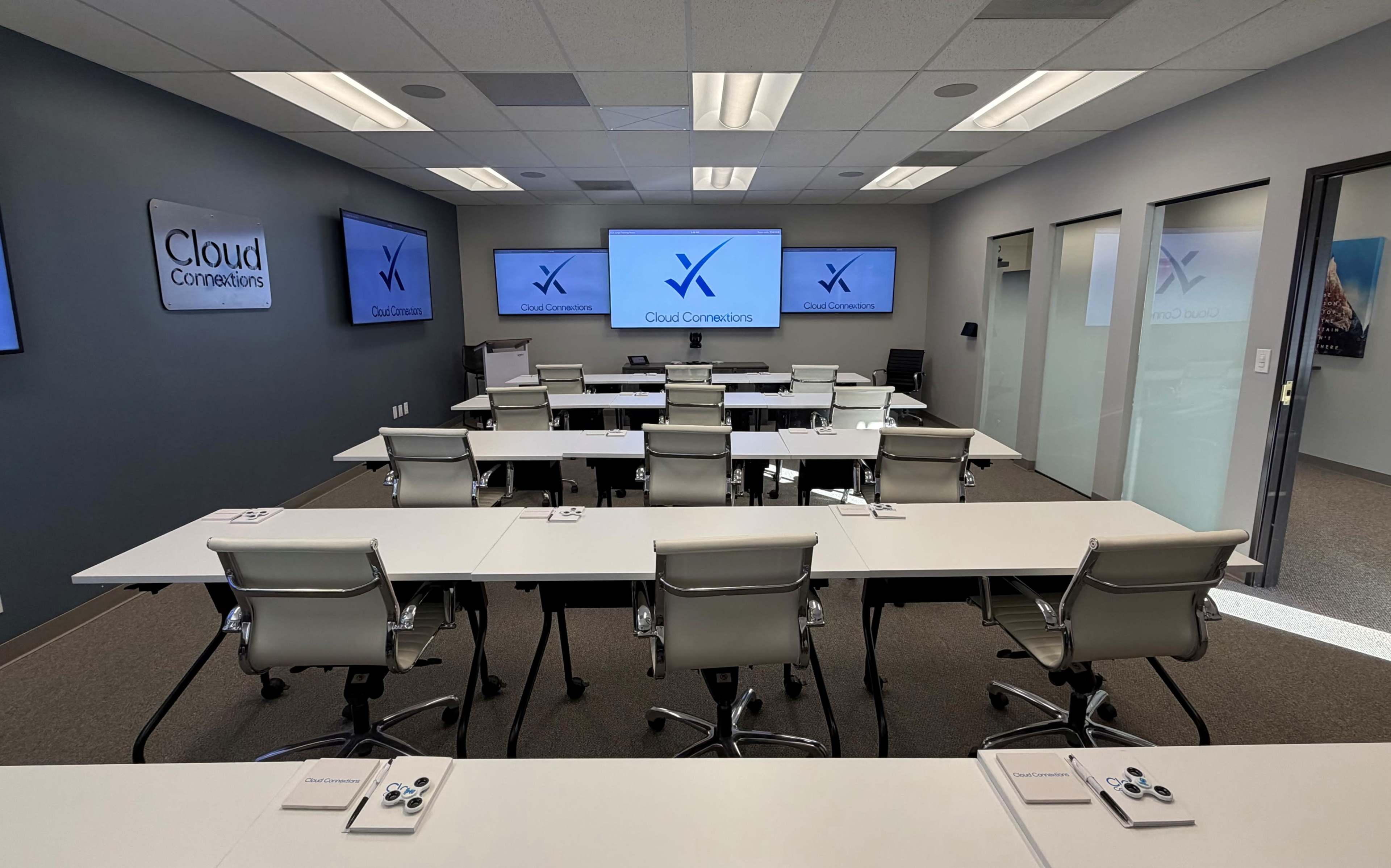 DTC - Medium to Large Connected Space - Trainings, Meetings, Webinars Image in Inverness, Englewood, CO