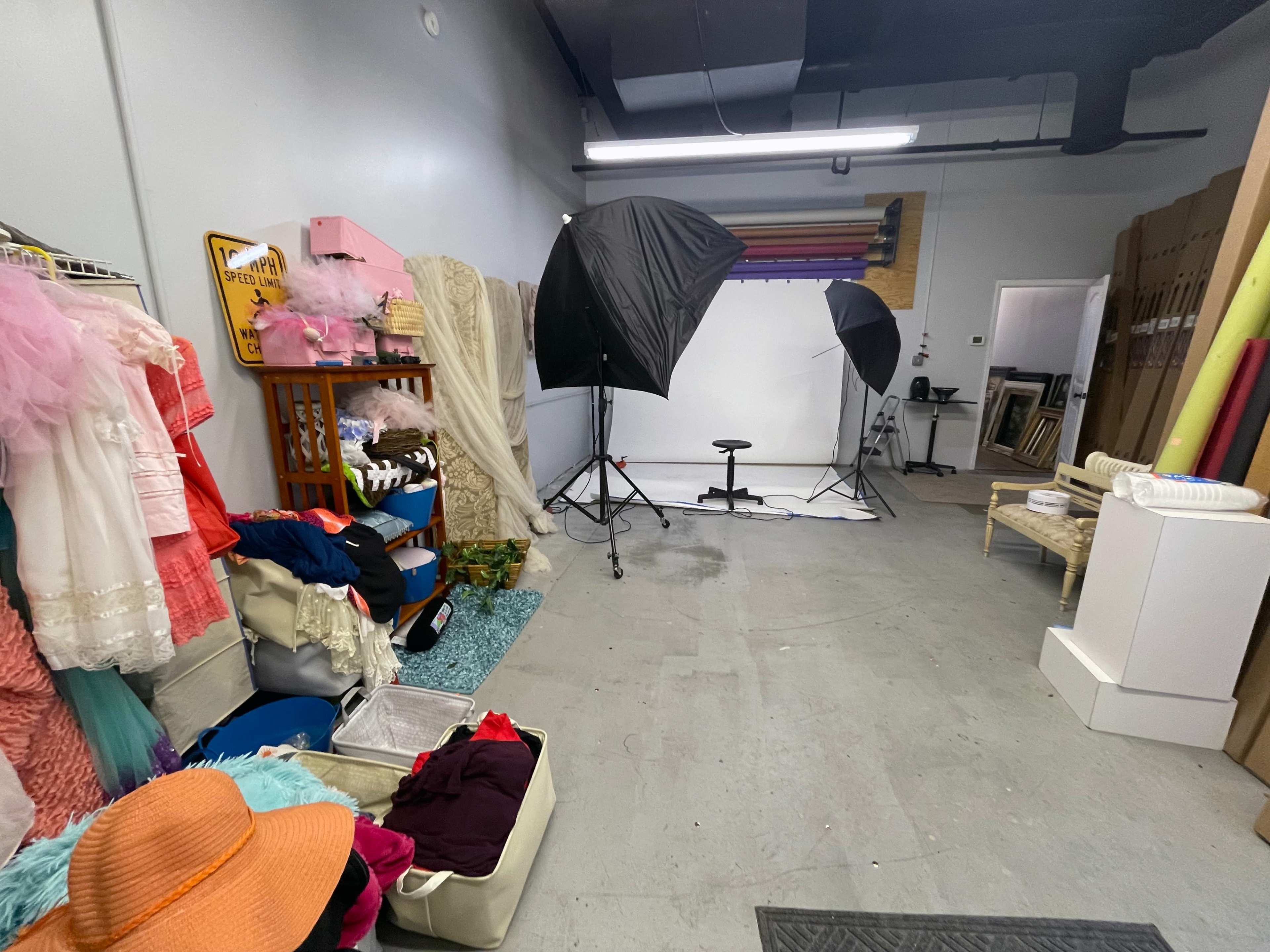 B Photo-Supplies-Framing-Studio Rental | Photography Studio in Upscale ...