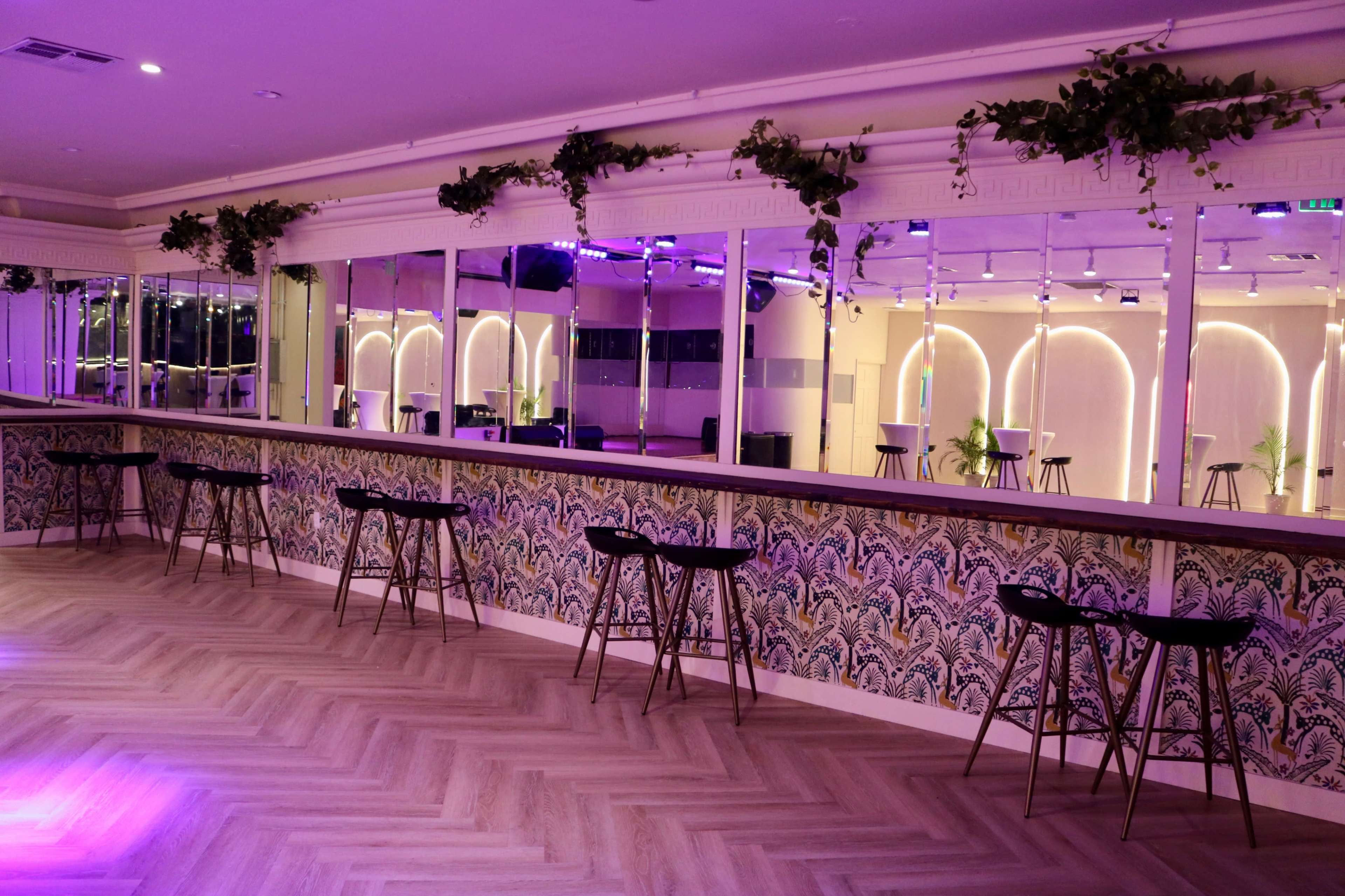 Artsy, Private Events Venue Near Universal City Image in Studio City, Studio City, CA