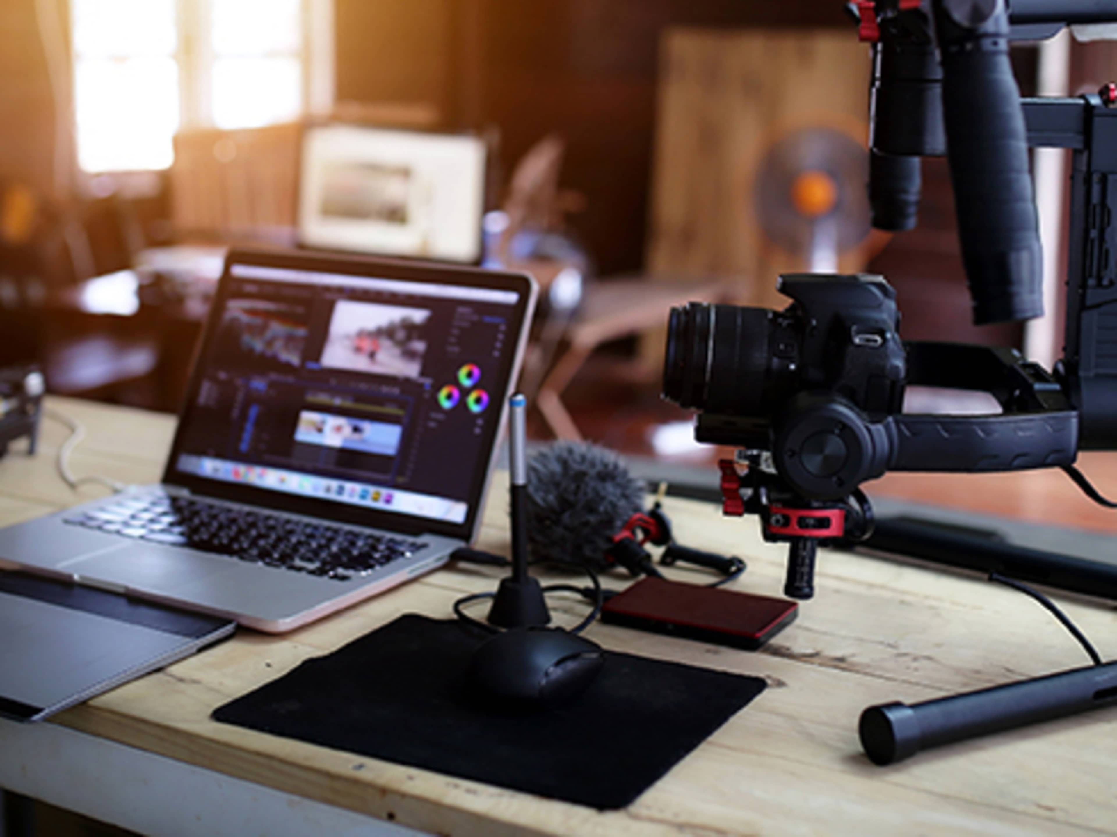 Broadcasting/Streaming equipment