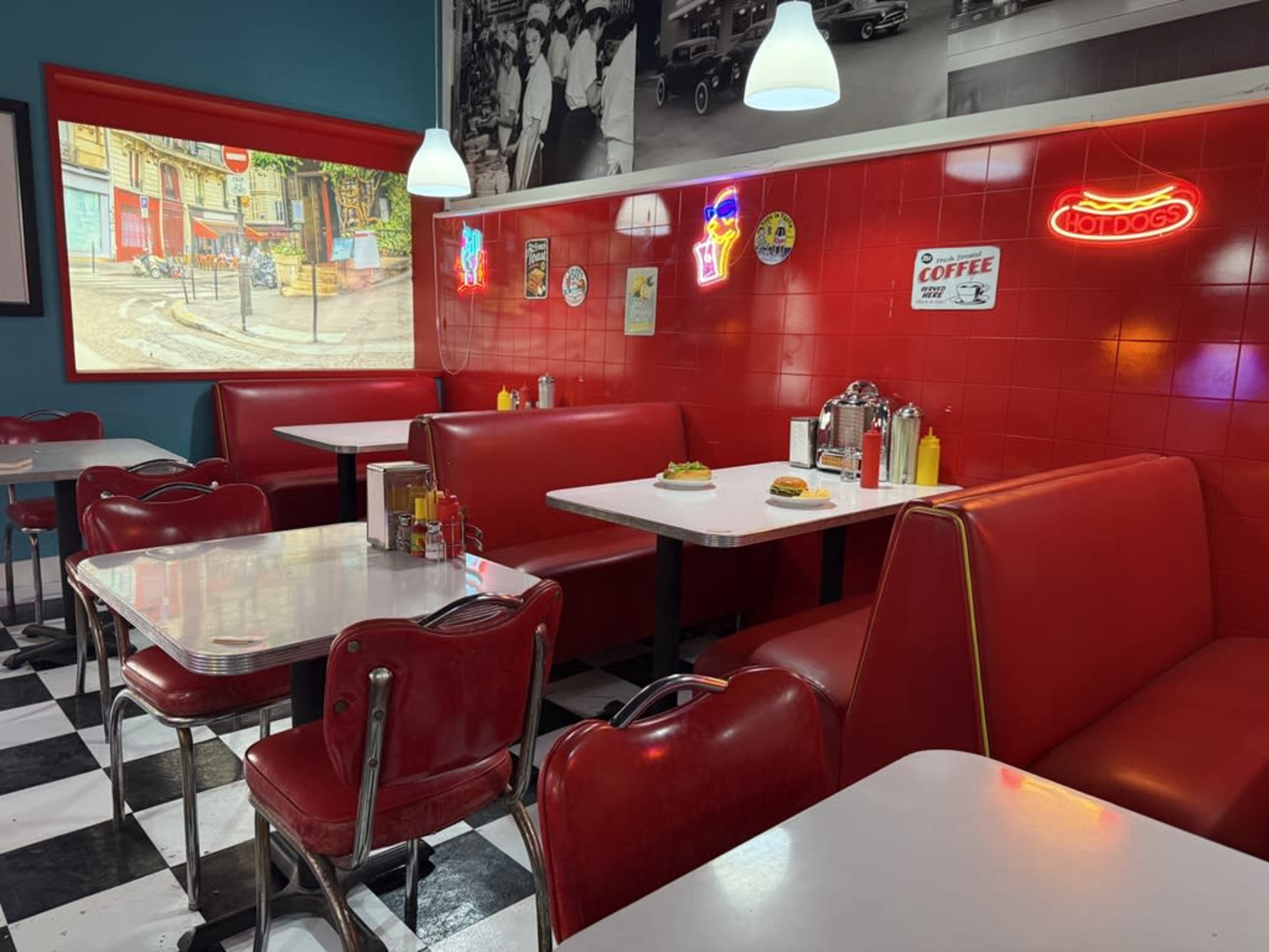 Retro 1950’s Diner Cafe Standing Set Image in Central LA, Los Angeles, CA