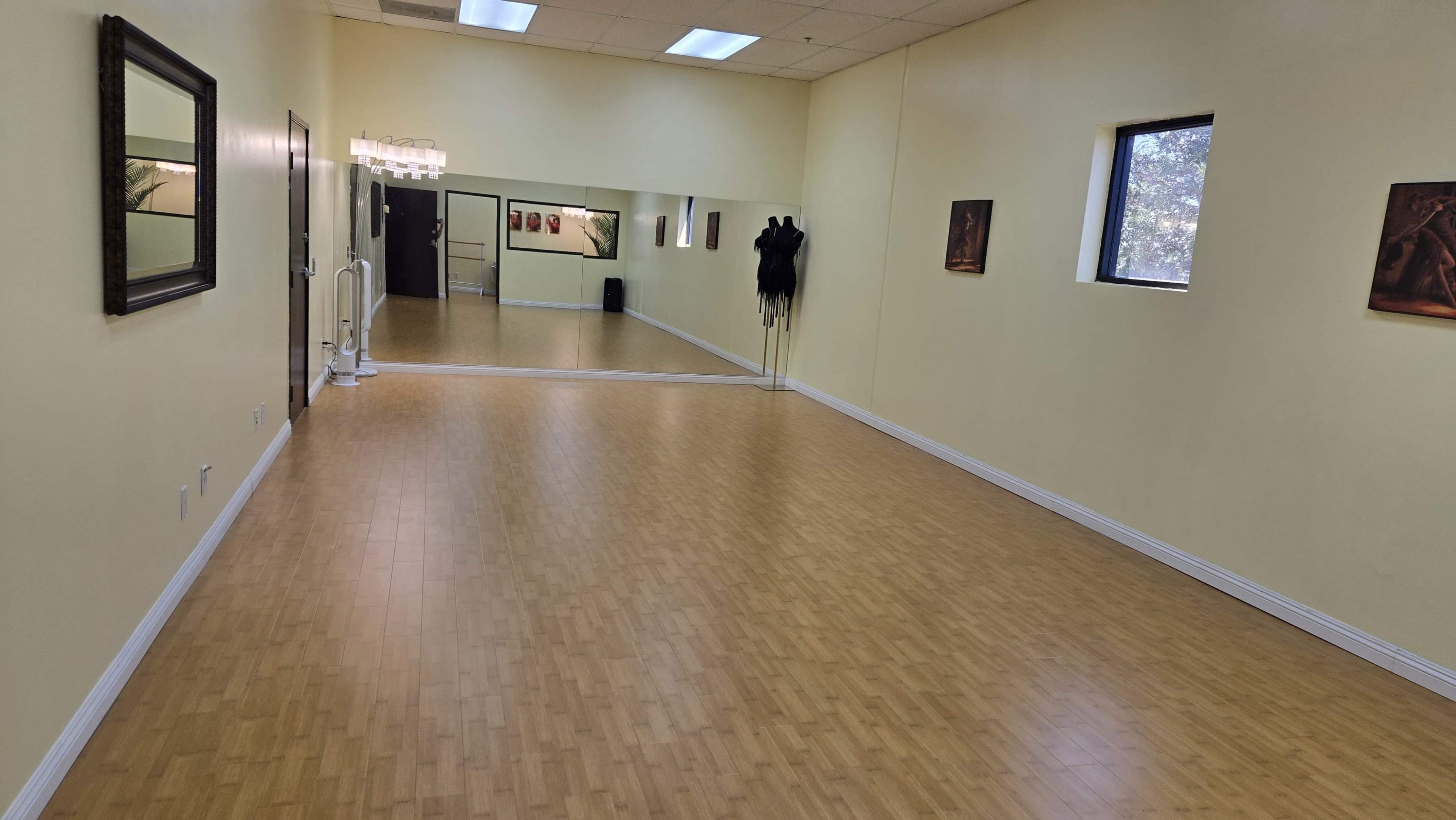 Bright Dance Studio with Barre, Sound System & Lounge Area Image in El Monte, El monte, CA