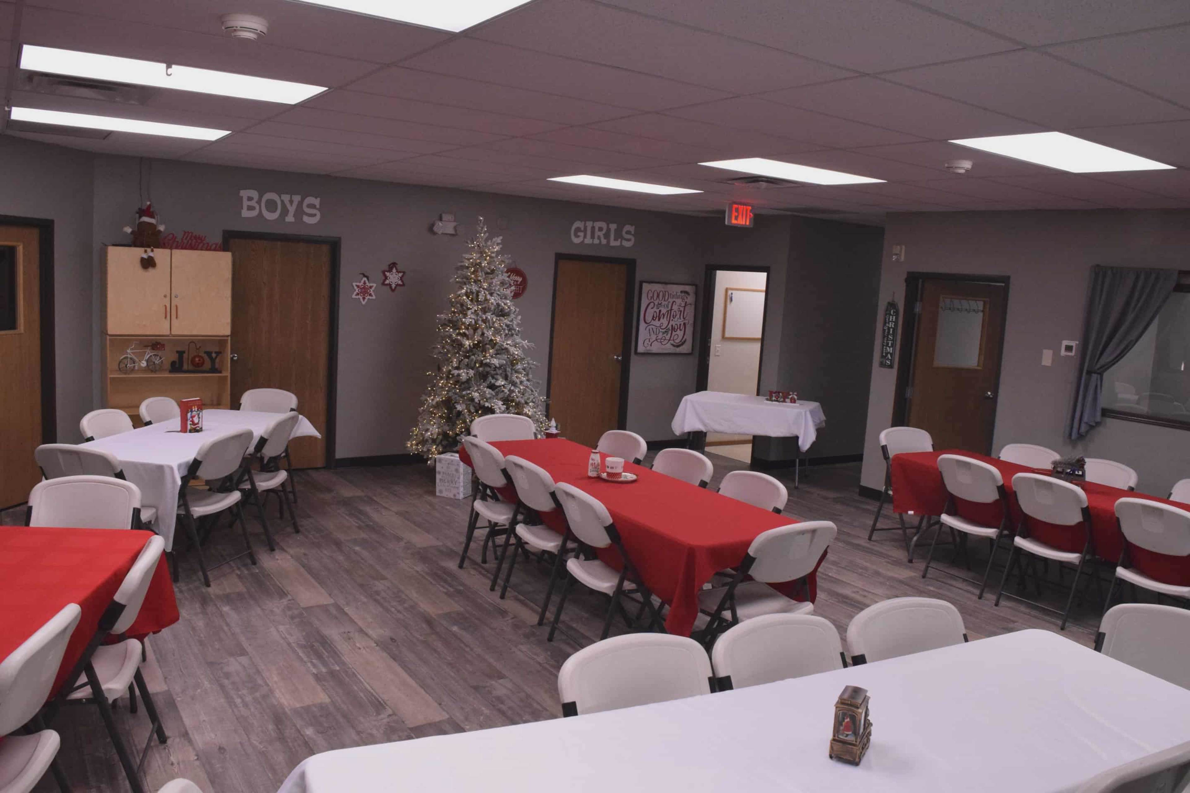 Meeting Room w/many options Image in Tea, Tea, SD