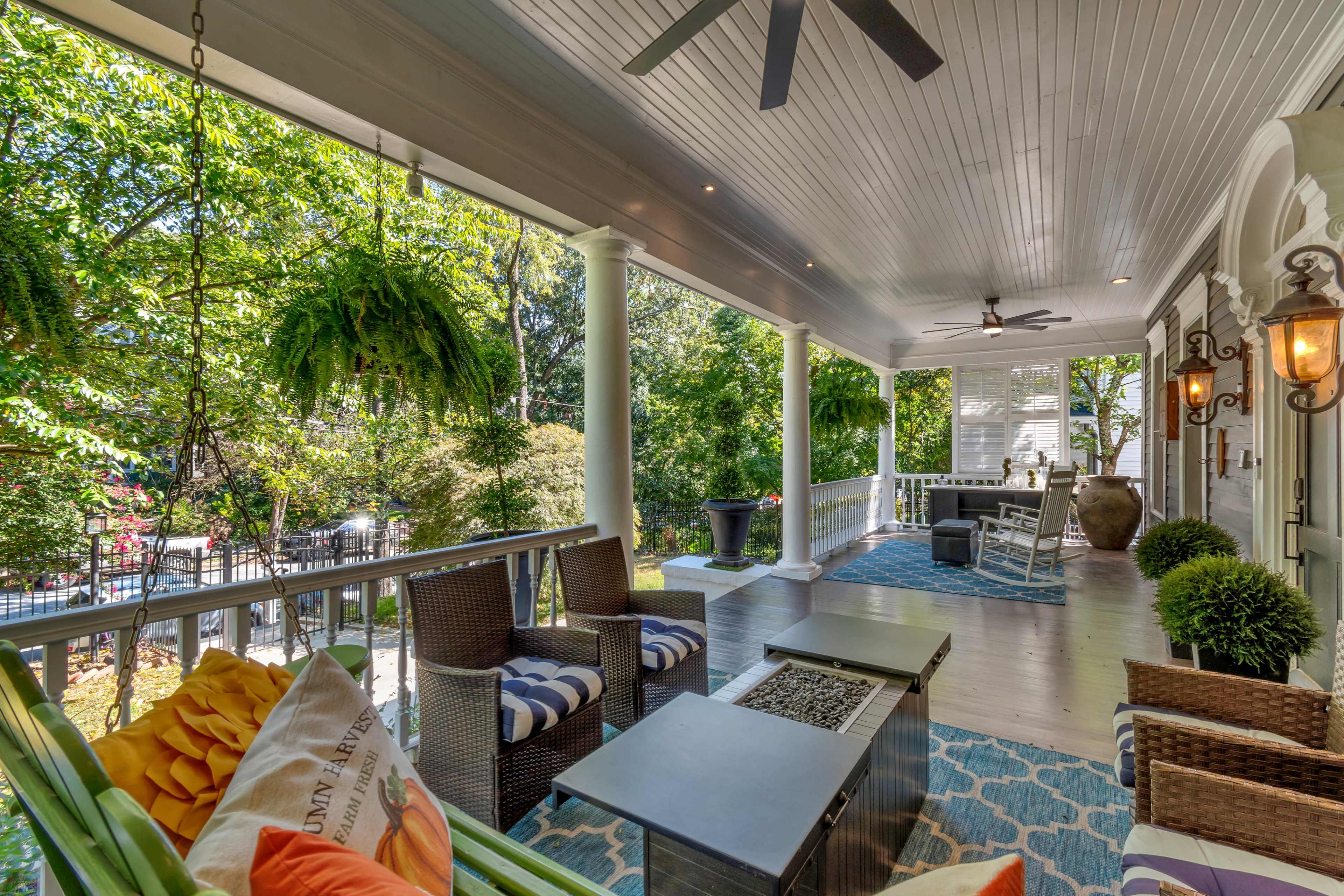 Fashion, Photos, meetings are perfect at this luxury home Image in Midtown, Atlanta, GA