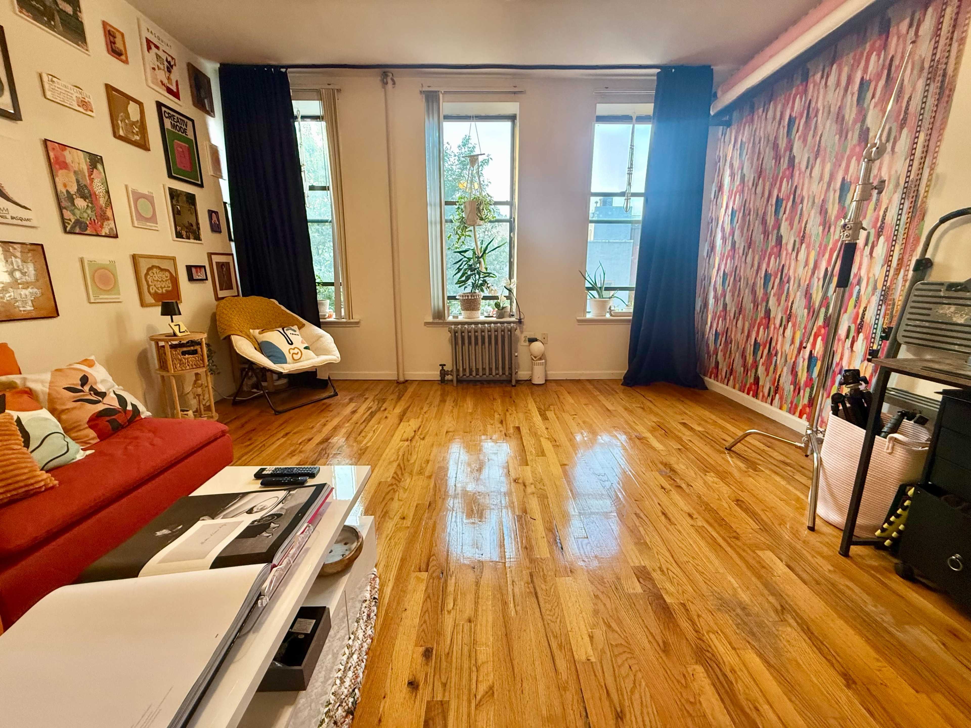 Open Brownstone Multi-Purpose Content Studio Image in Bedford-Stuyvesant, Brooklyn, NY