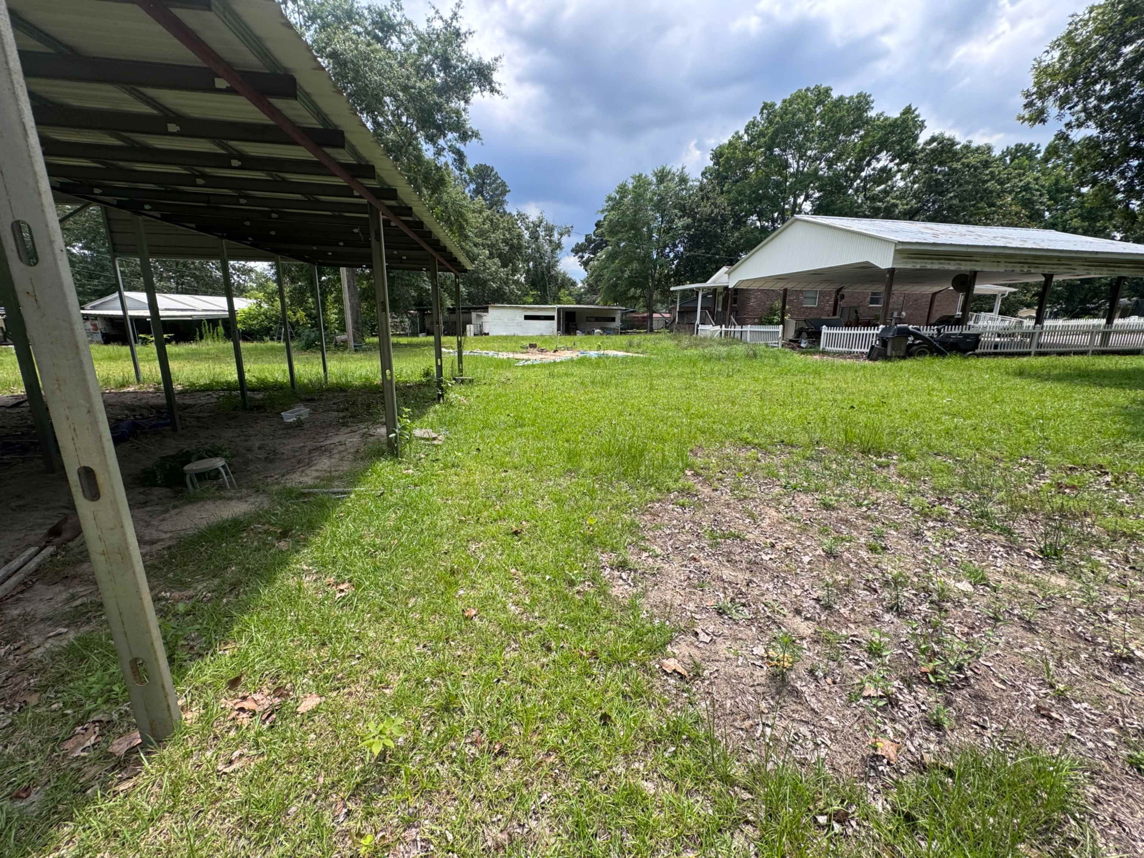 Country Backyard Image in , Hopkins, SC