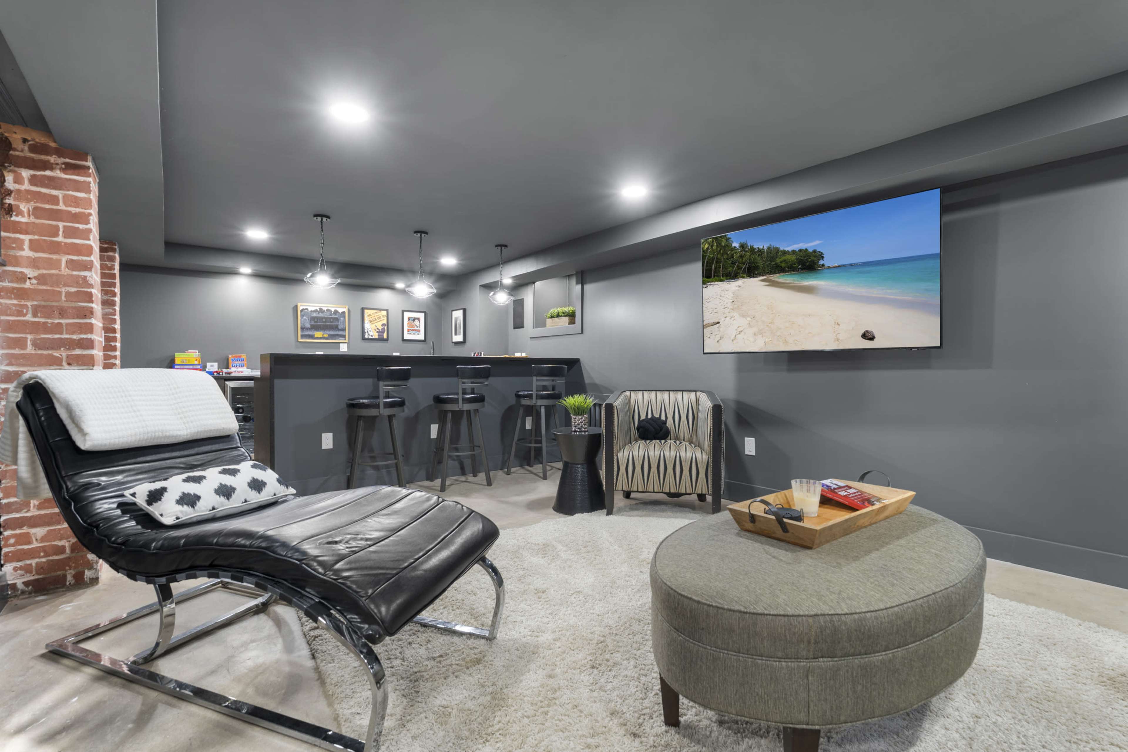 Noir Rural Countryside Elegance Image in Cedarville, Brandywine, MD