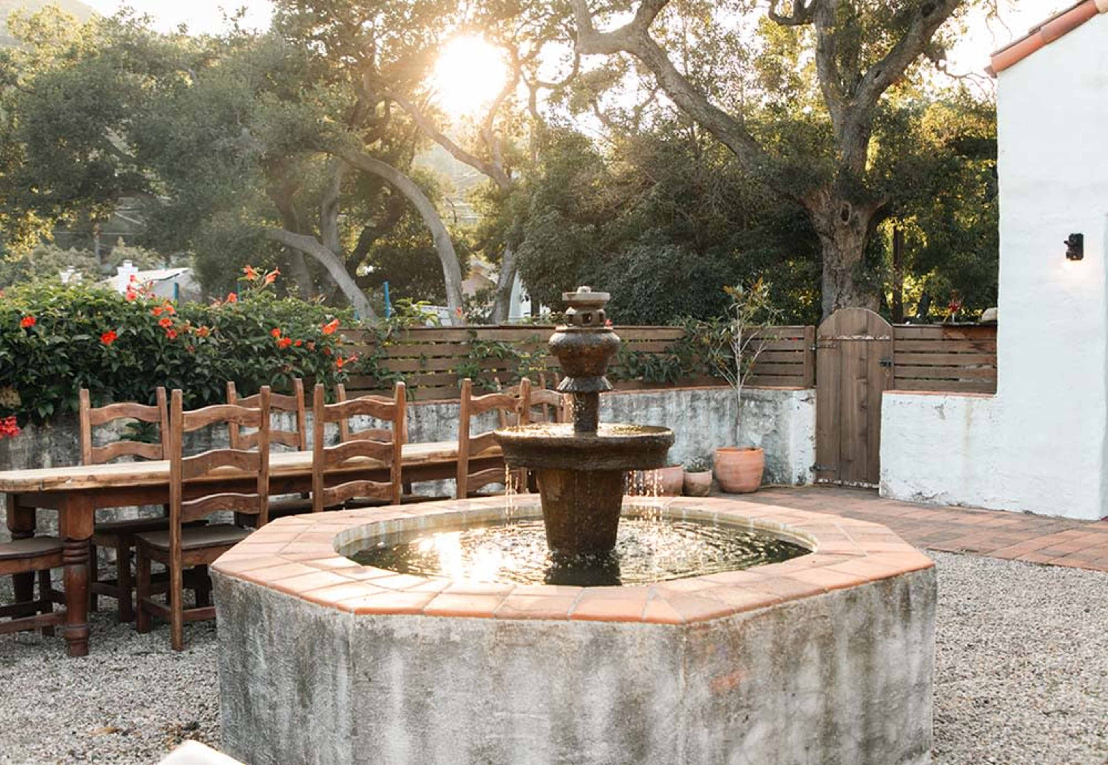 Ventura Villa Pietra: California Spanish Home Under a Canopy of Oaks Image in Santa Paula, Santa Paula, CA