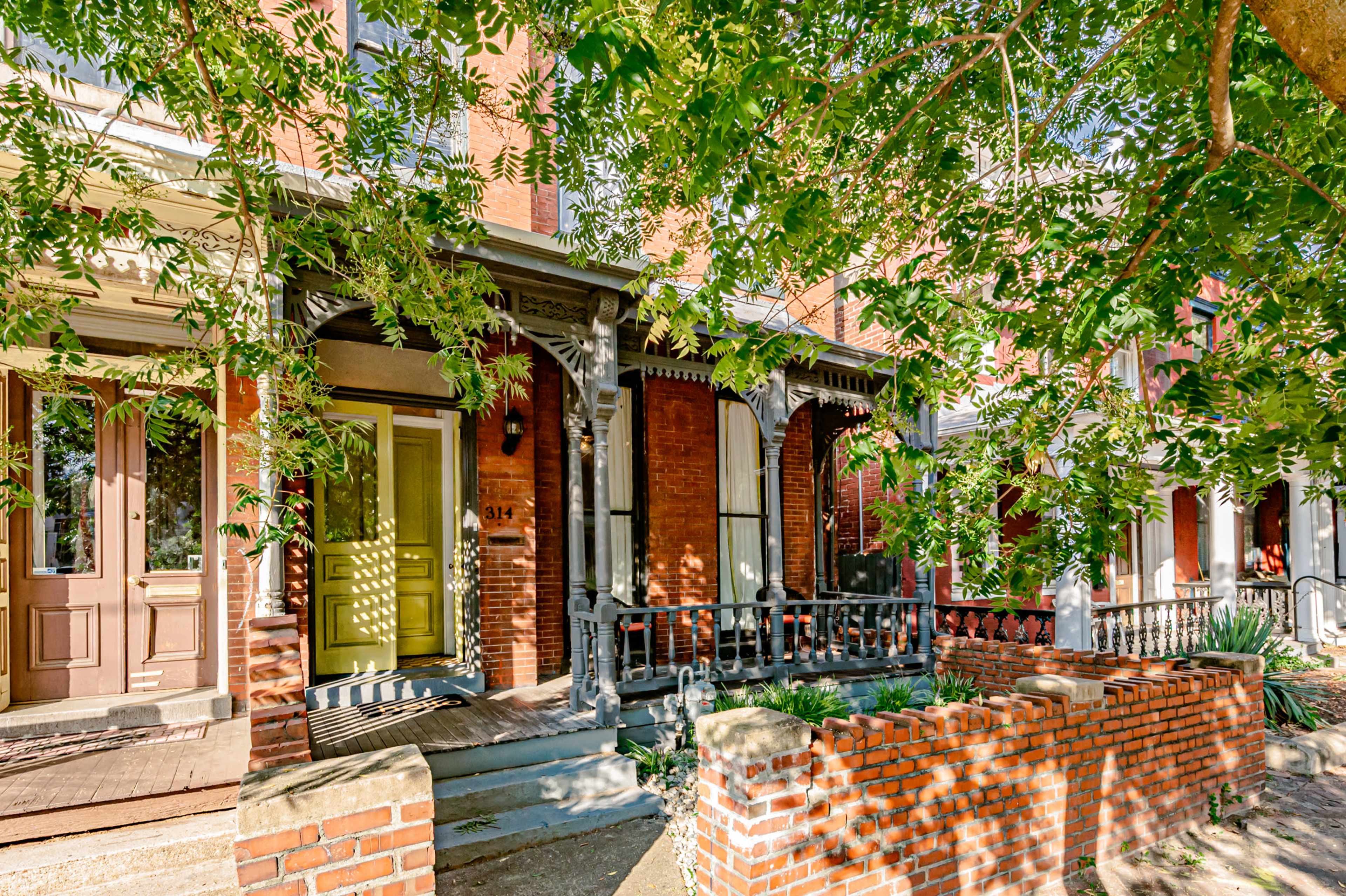 Historic Rowhouse Oasis, 2 blocks to VCU Image in Downtown, Richmond, VA