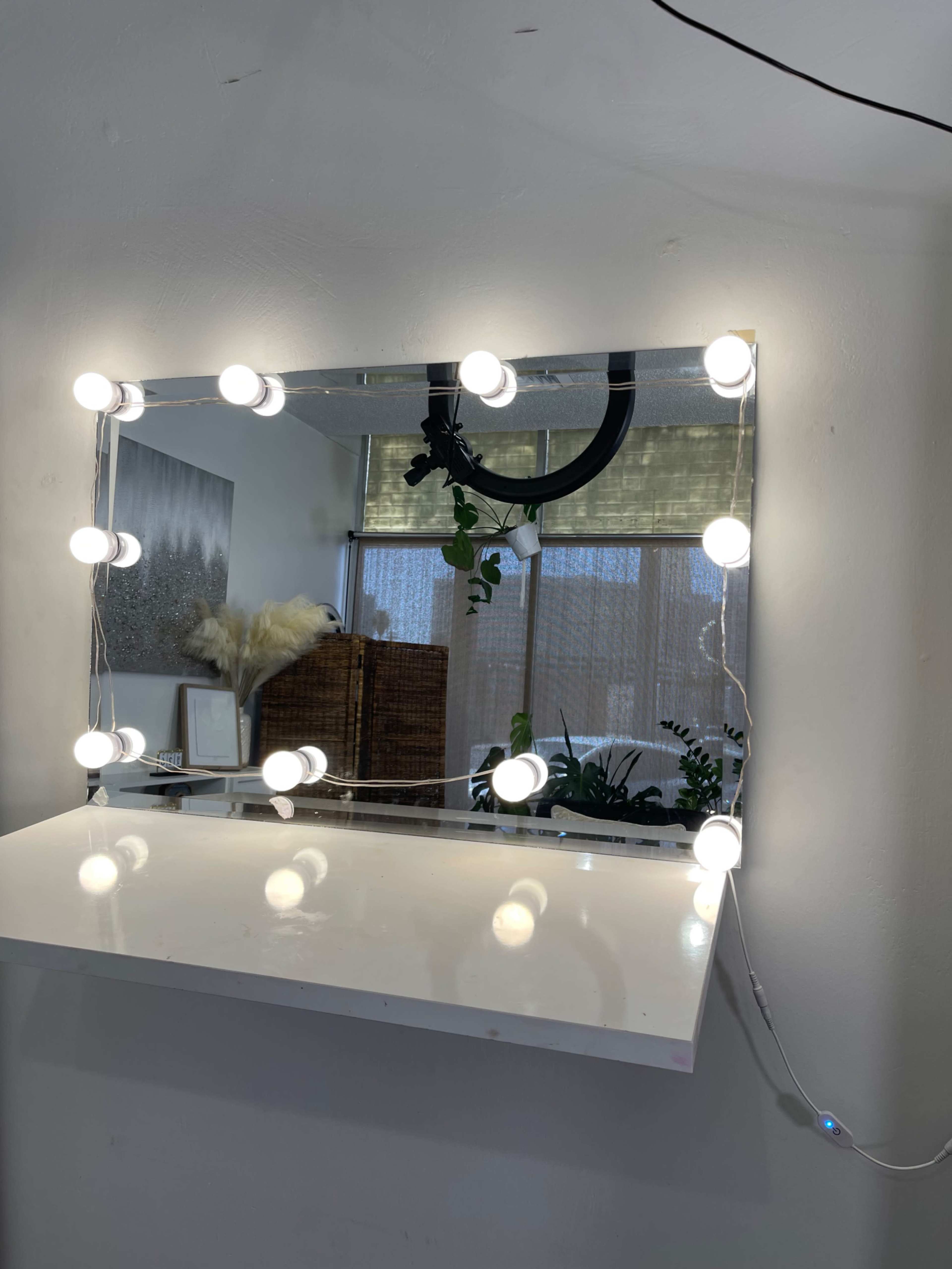 Allure in our downtown studio with breathe taking stratosphere view. Image in Downtown Las Vegas, Las Vegas, NV