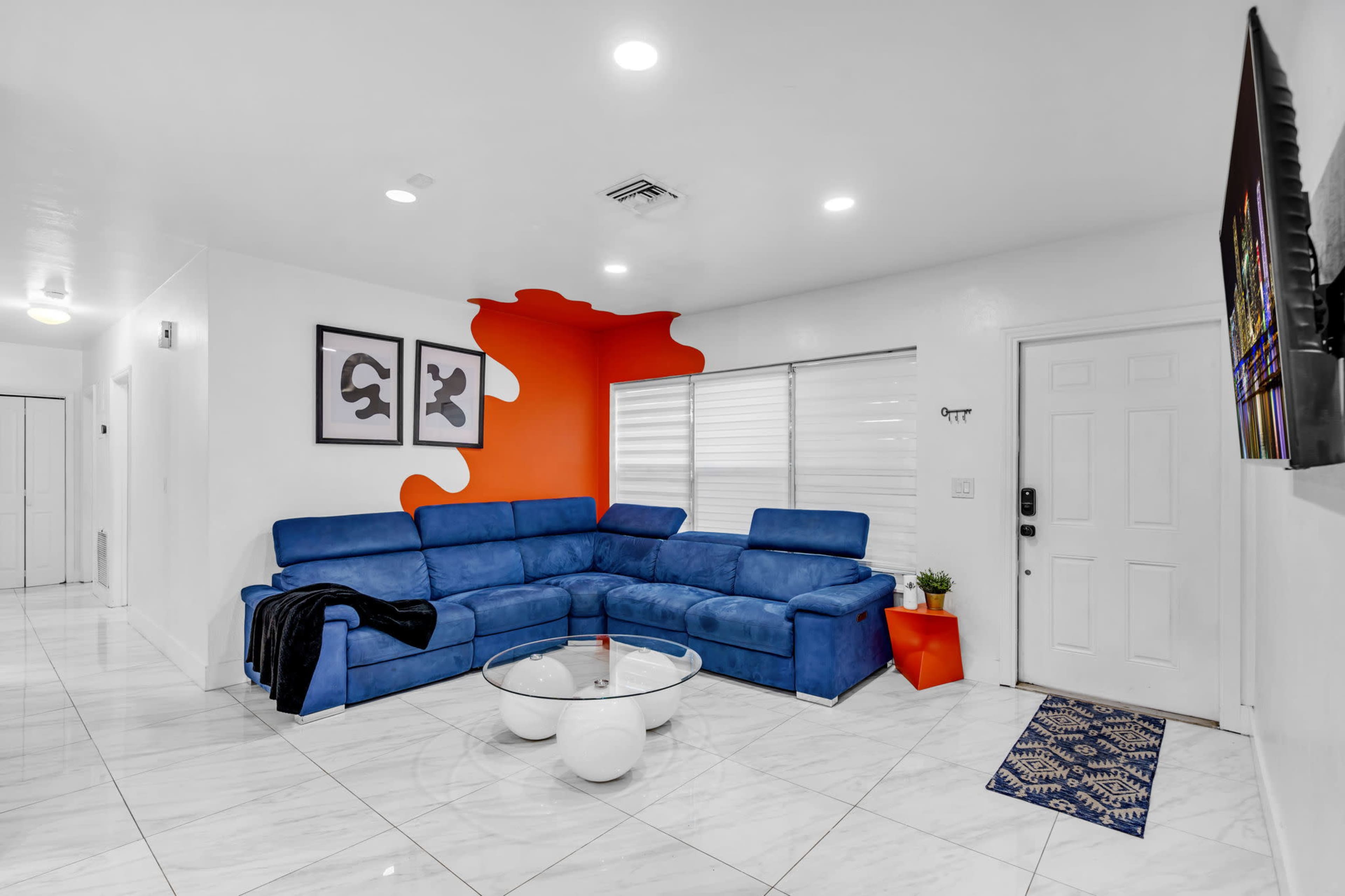 Miami Creative Home | Content Creation • Shoots • Events Image in Golden Glades, MIAMI, FL