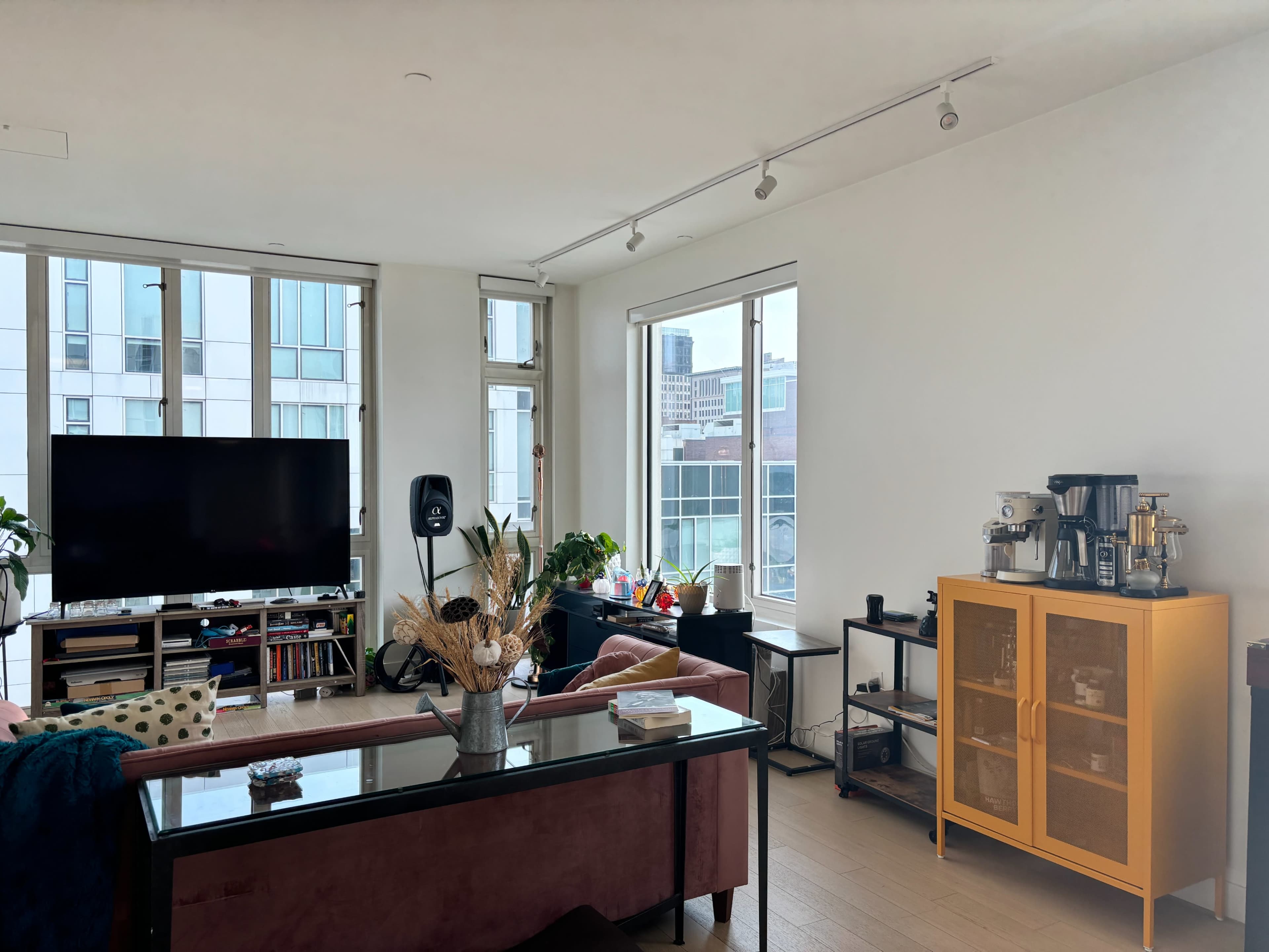 Downtown Dream Studio with City View Image in Central Ward, NEWARK, NJ