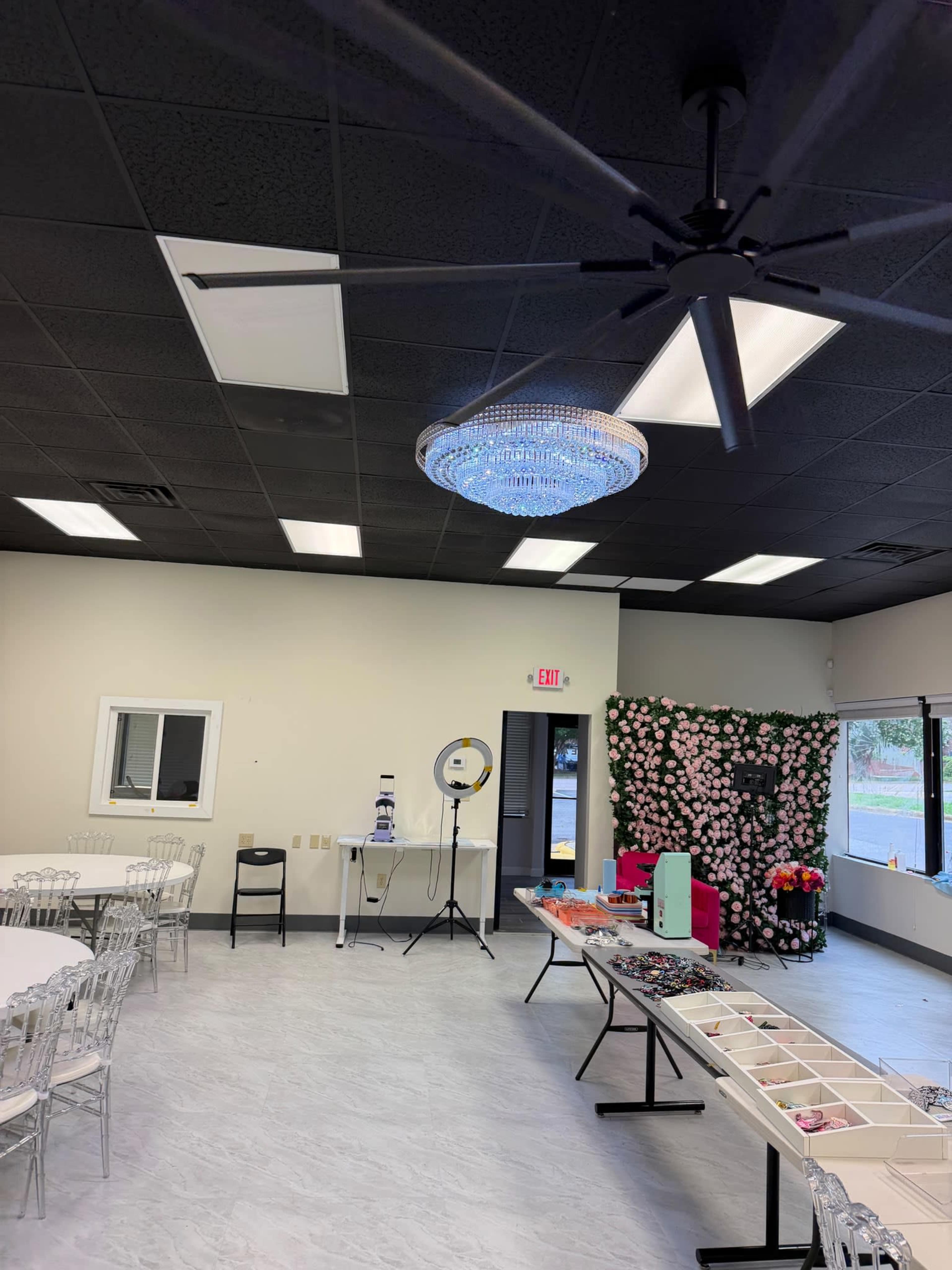 Downtown Raleigh Modern Event Space for Parties, Workshops & Meetings Image in North Hills, Raleigh, NC