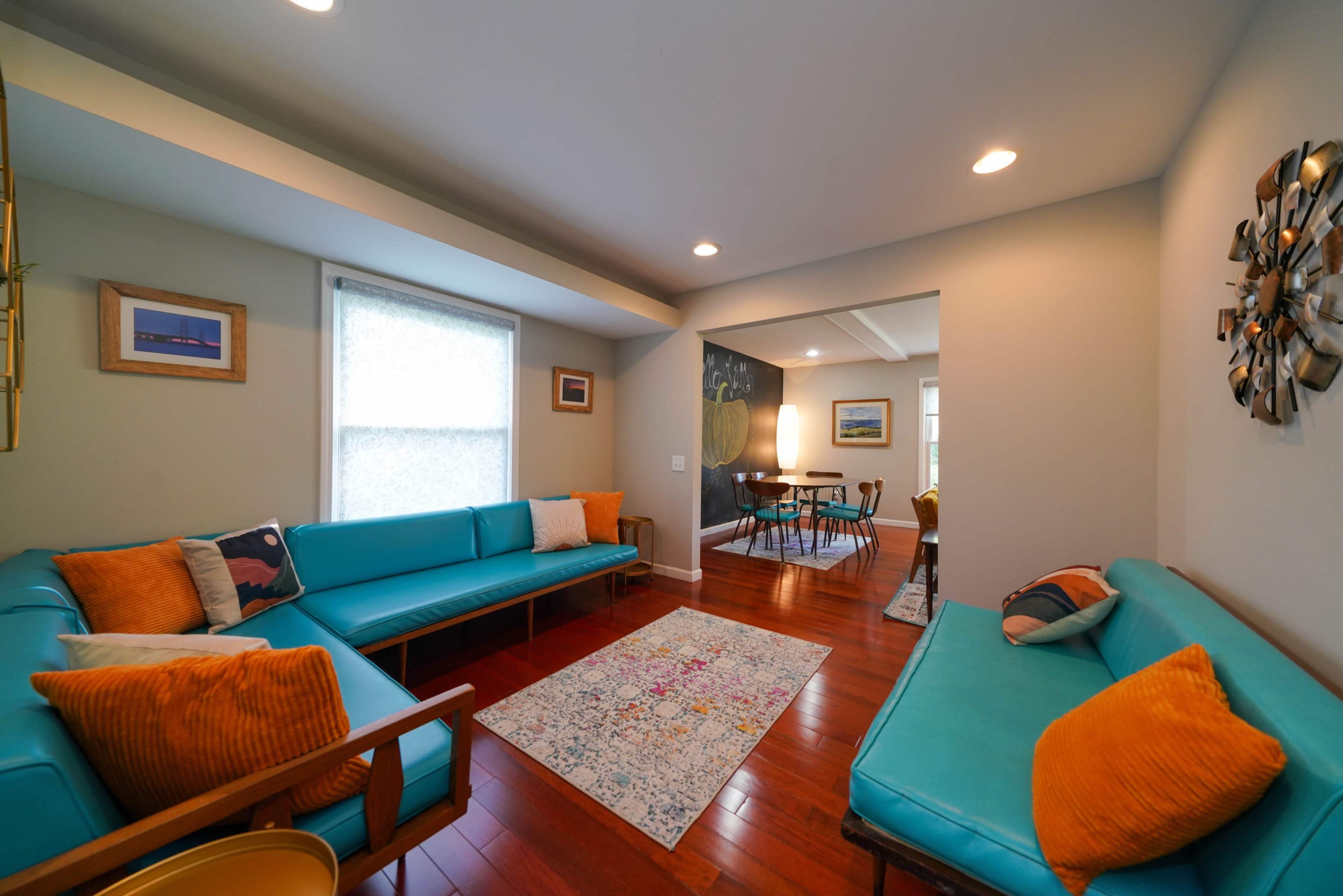 Mid Century Sanctuary Image in Southfield Township, Beverly Hills, MI