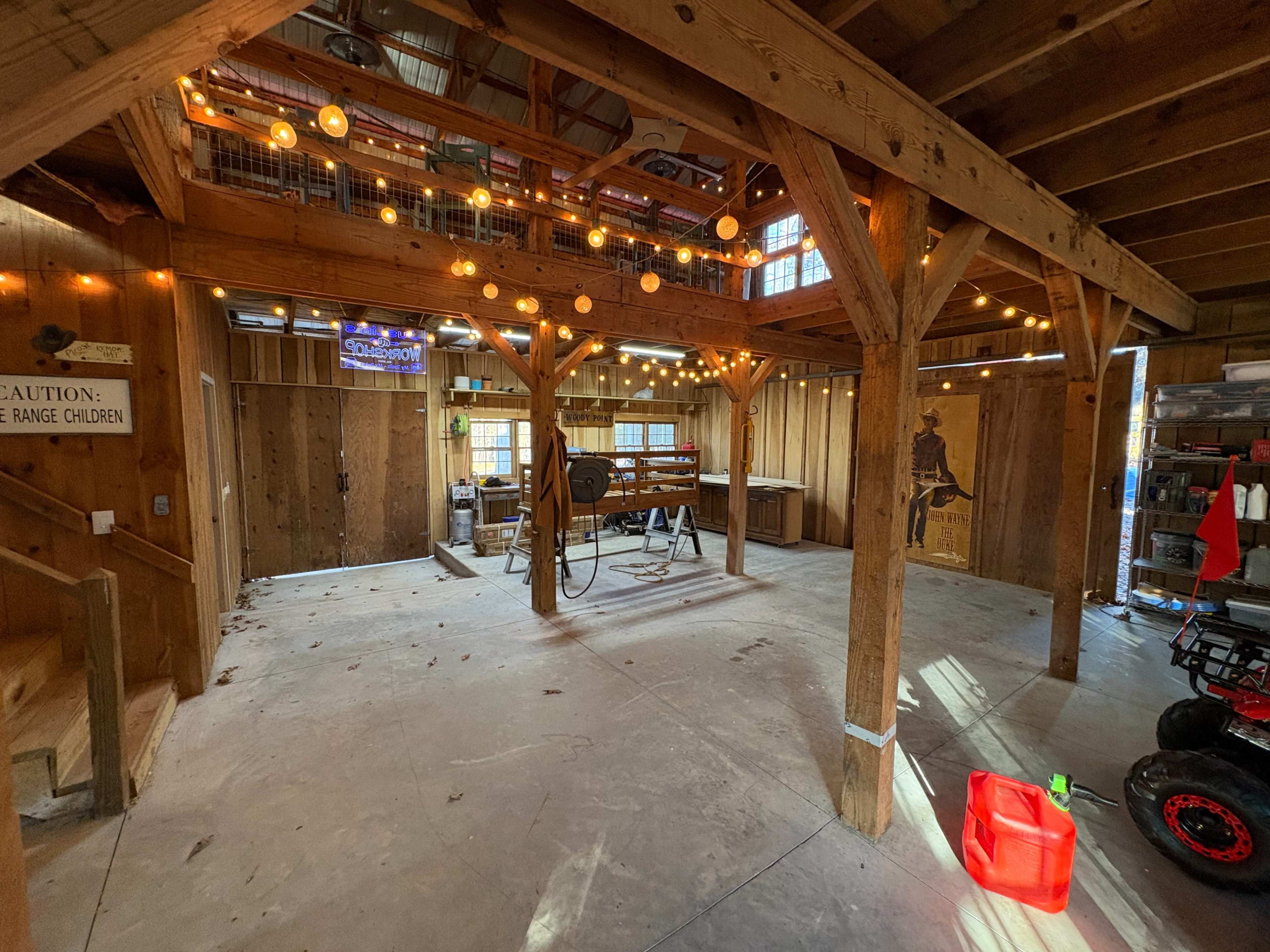 10 Acre Waterfront Homestead and Barn Image in Steele Creek, Charlotte, NC