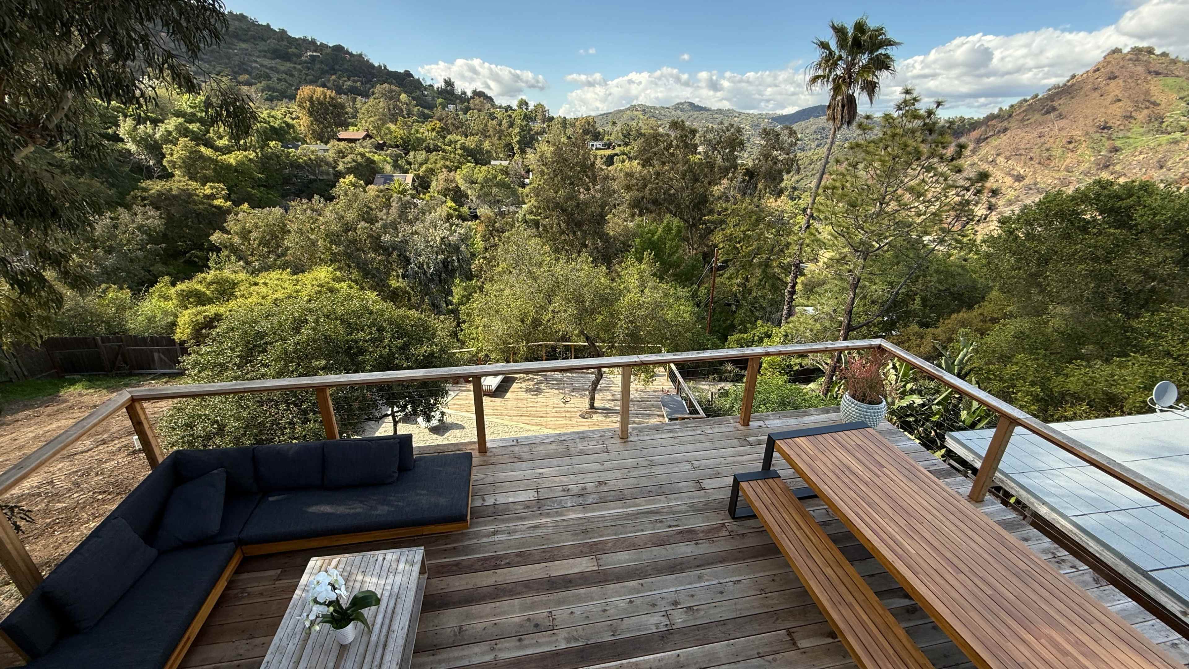 Topanga House – A Breathtaking Filming & Photography Location Image in Fernwood, Topanga, CA