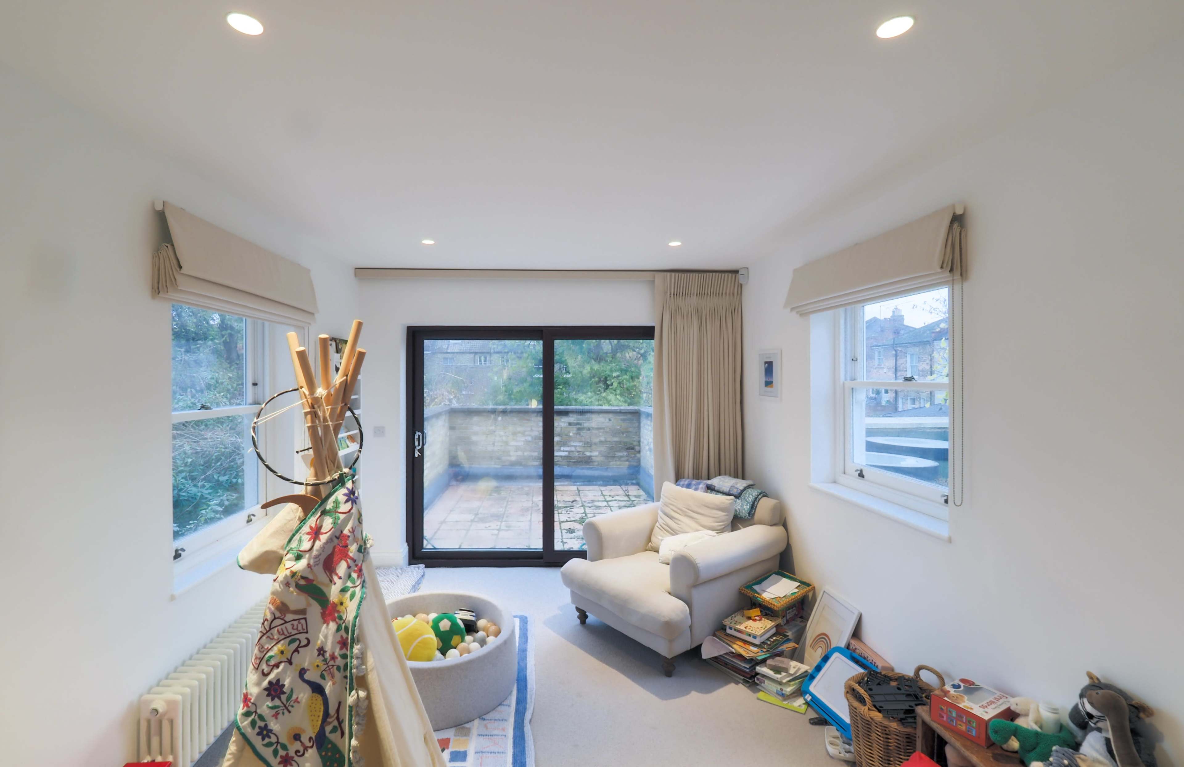 Beautiful spacious North London home with plenty of natural light Image in London, London, ENG