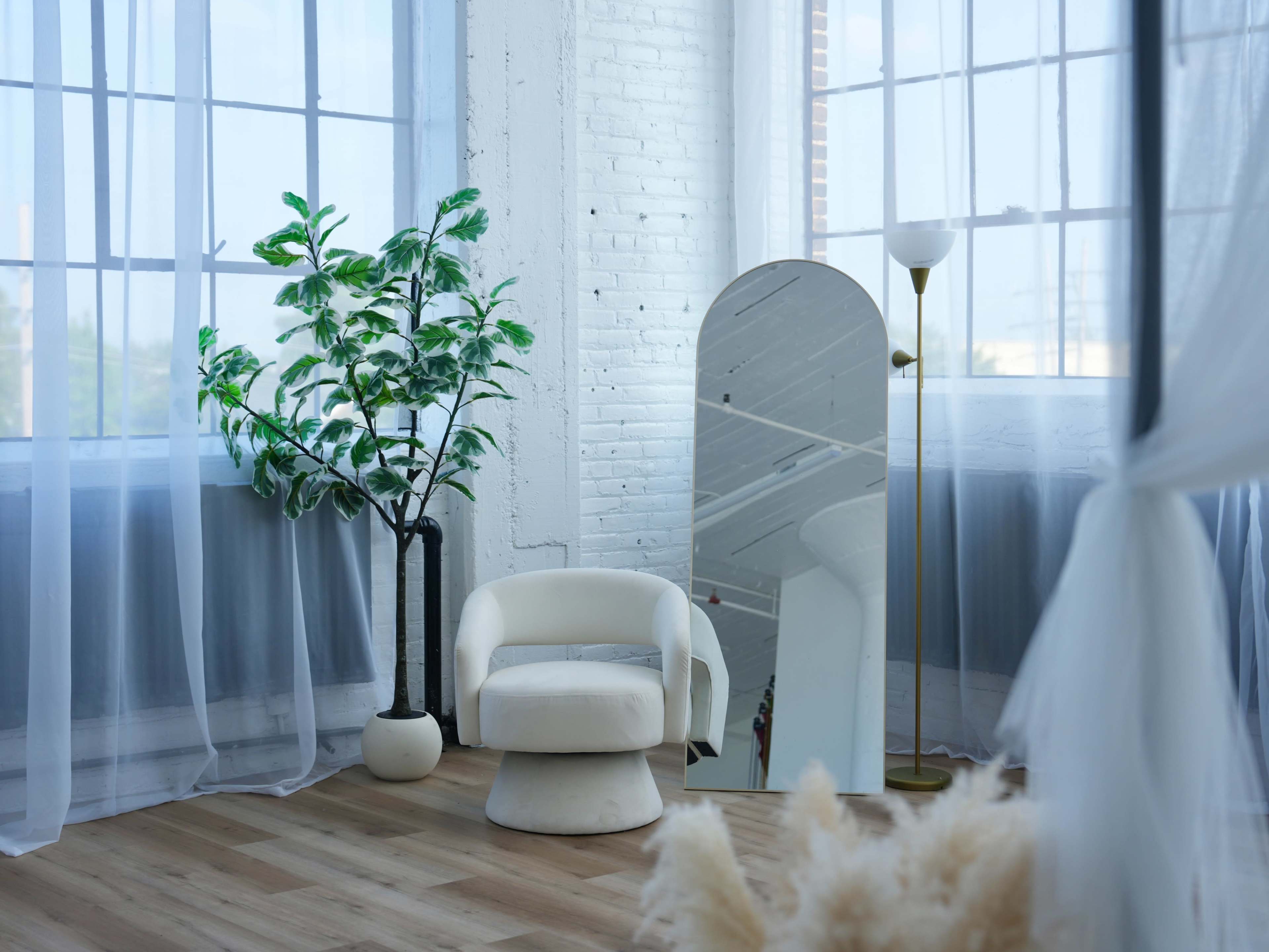 Cleveland's Premier Studios - HOME Studio Image in Lakewood, Lakewood, OH