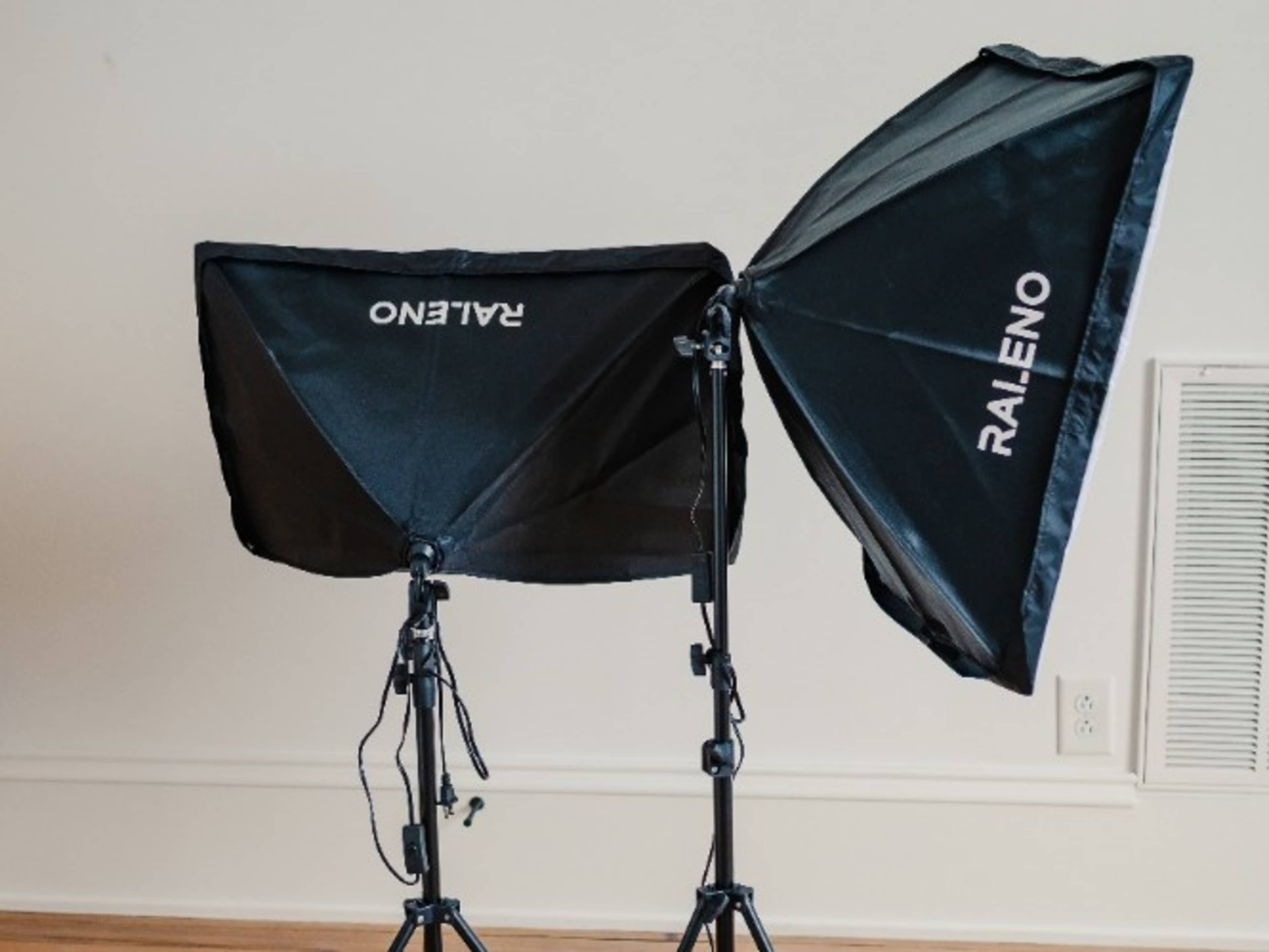 Raleno Lighting Equipment