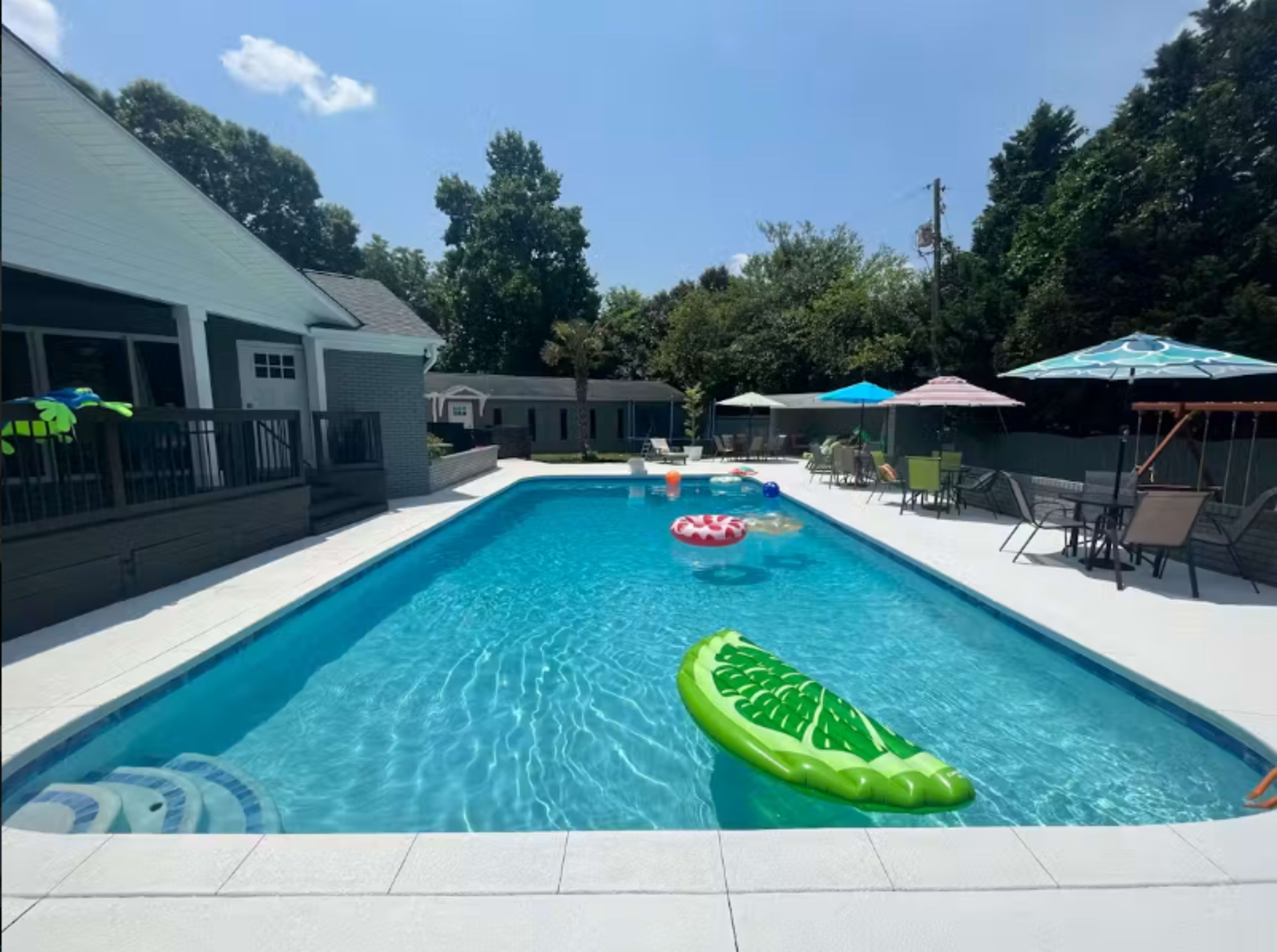 Large Spacious Pool in Greenville! Image in Greenville, Greenville, SC