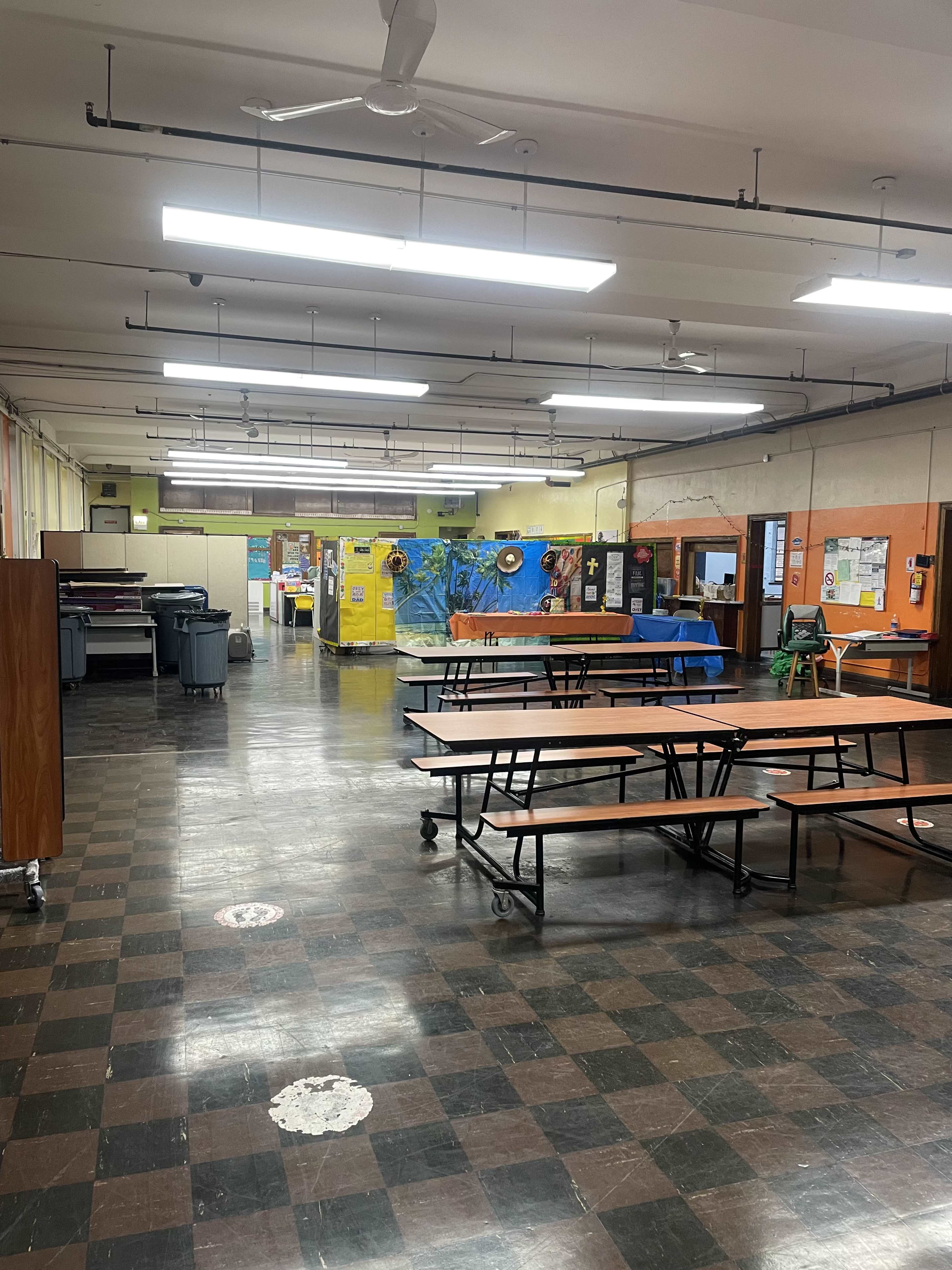 Grand Crossing Roomy Multipurpose space Image in South Shore, Chicago, IL