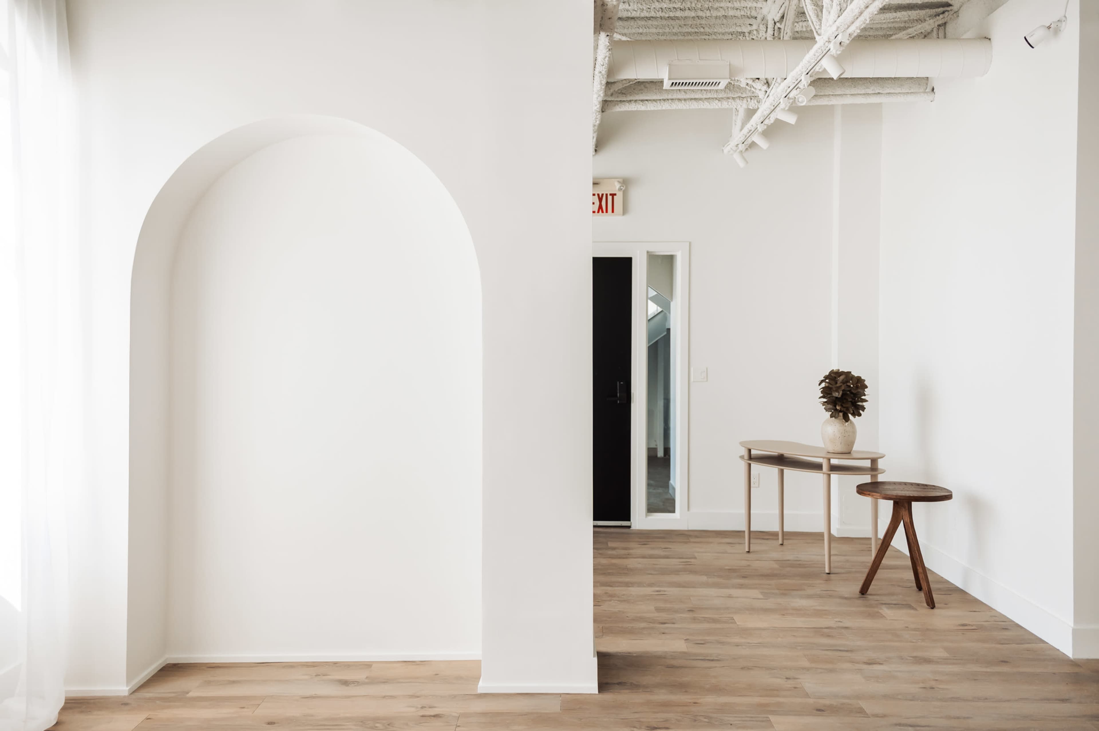 Natural Light Editorial Studio in Ottawa Image in Glen Cairn, Kanata, ON