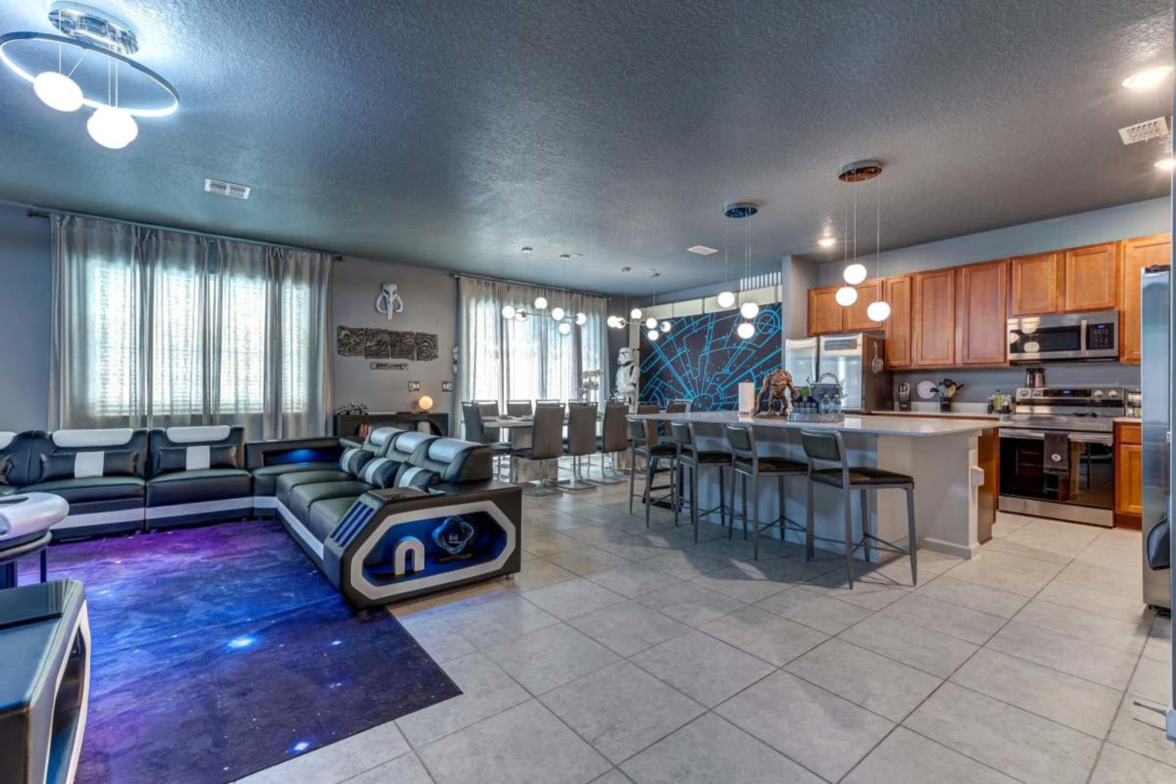 8-Bedroom Starship-Inspired Creative Space with Themed Planet Suites Image in Kissimmee, Kissimmee, FL