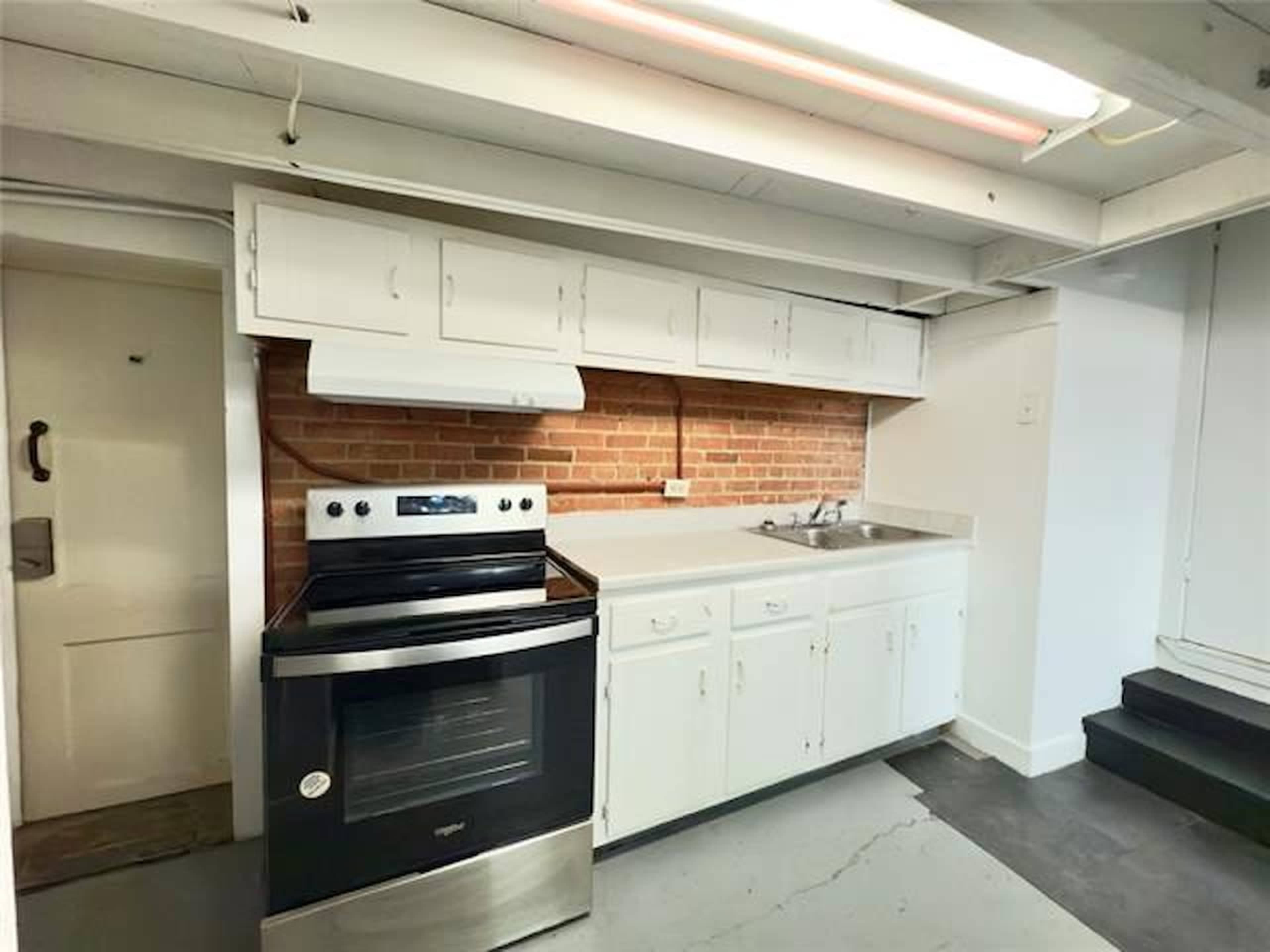 Modern Loft Studio Downtown Image in Cedars, dallas, TX