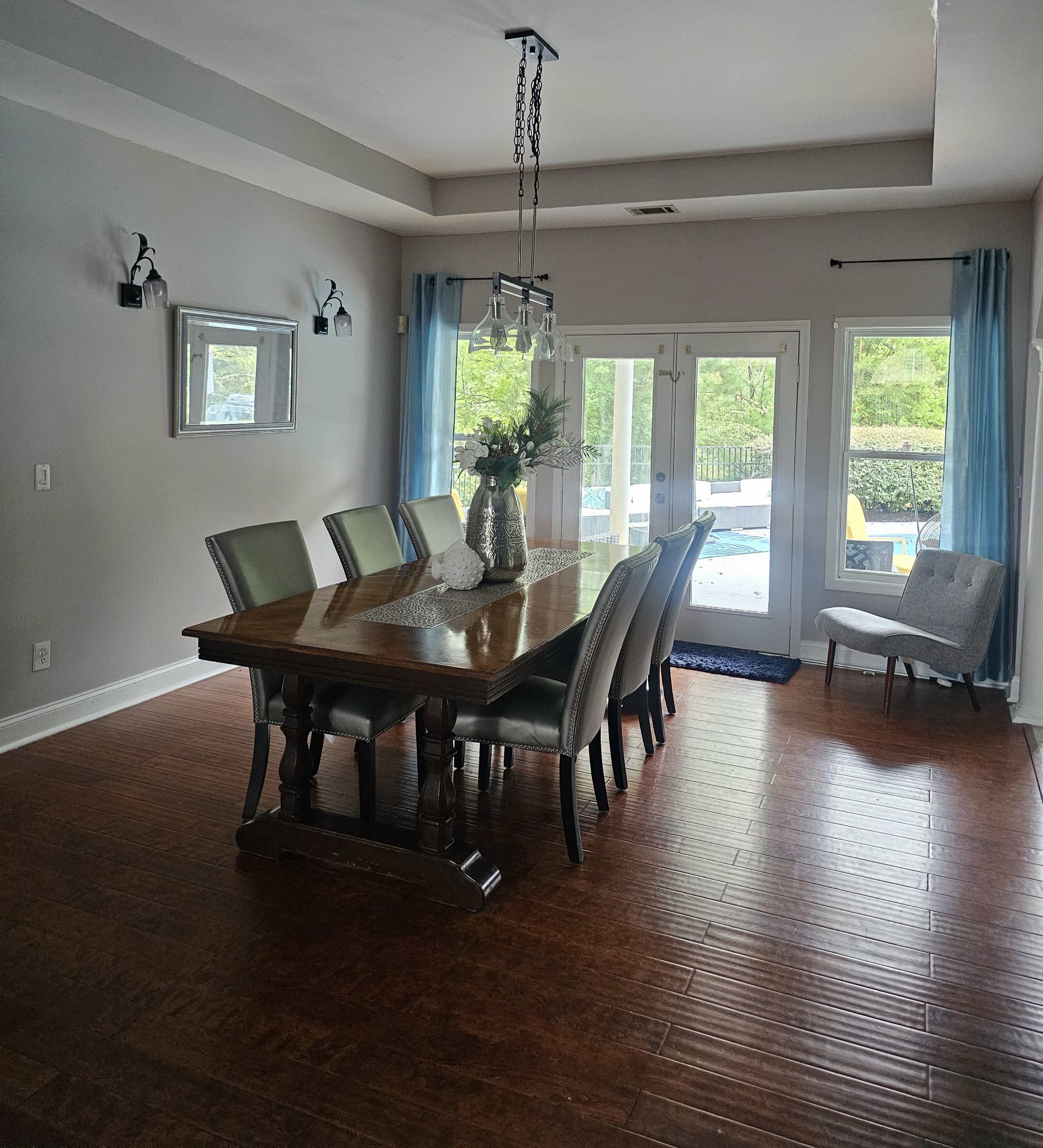 Beach house style home Image in Semmes Park, Atlanta, GA