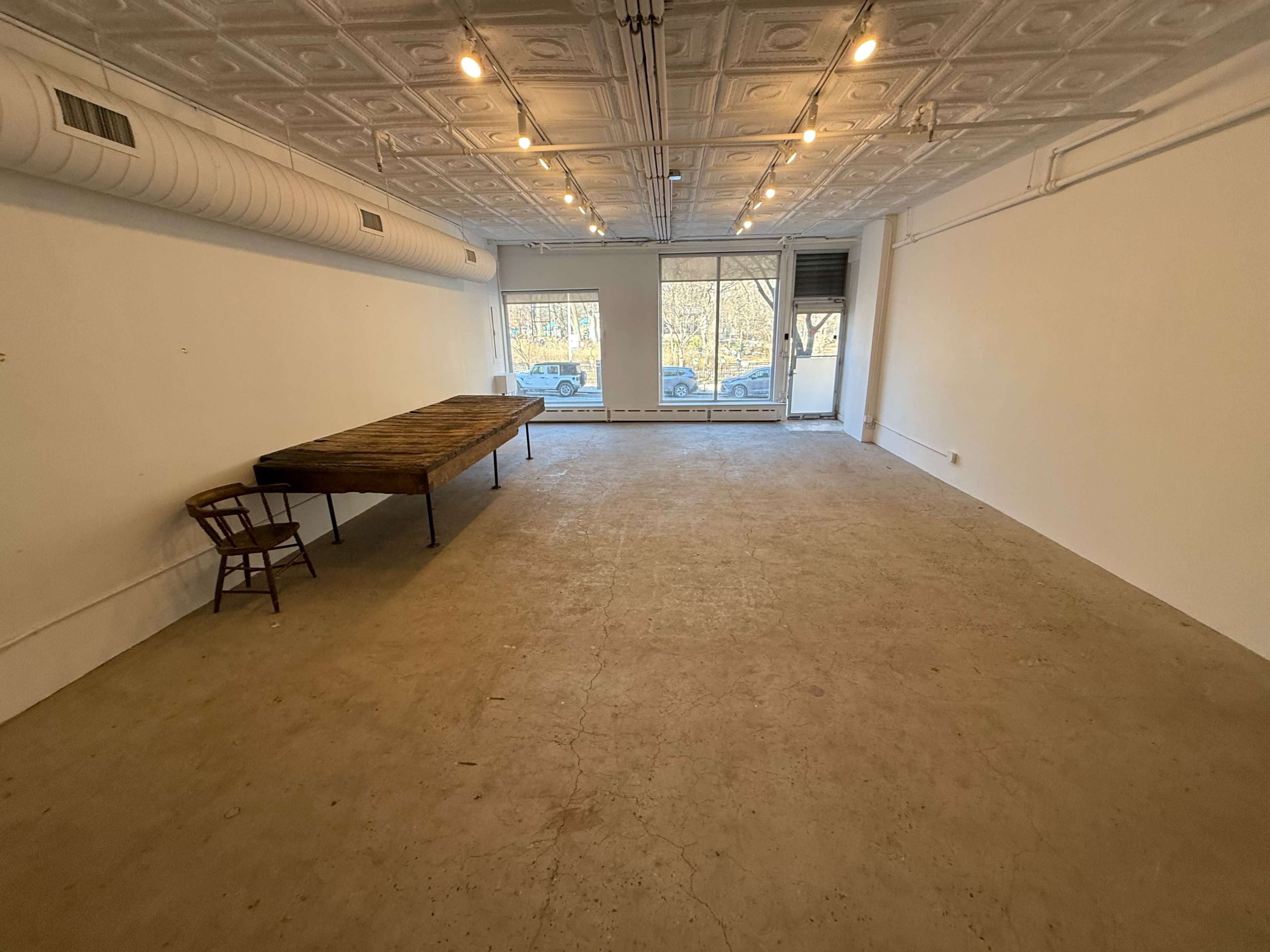 Dime square location off the park across from the F train Image in Two Bridges, New york, NY