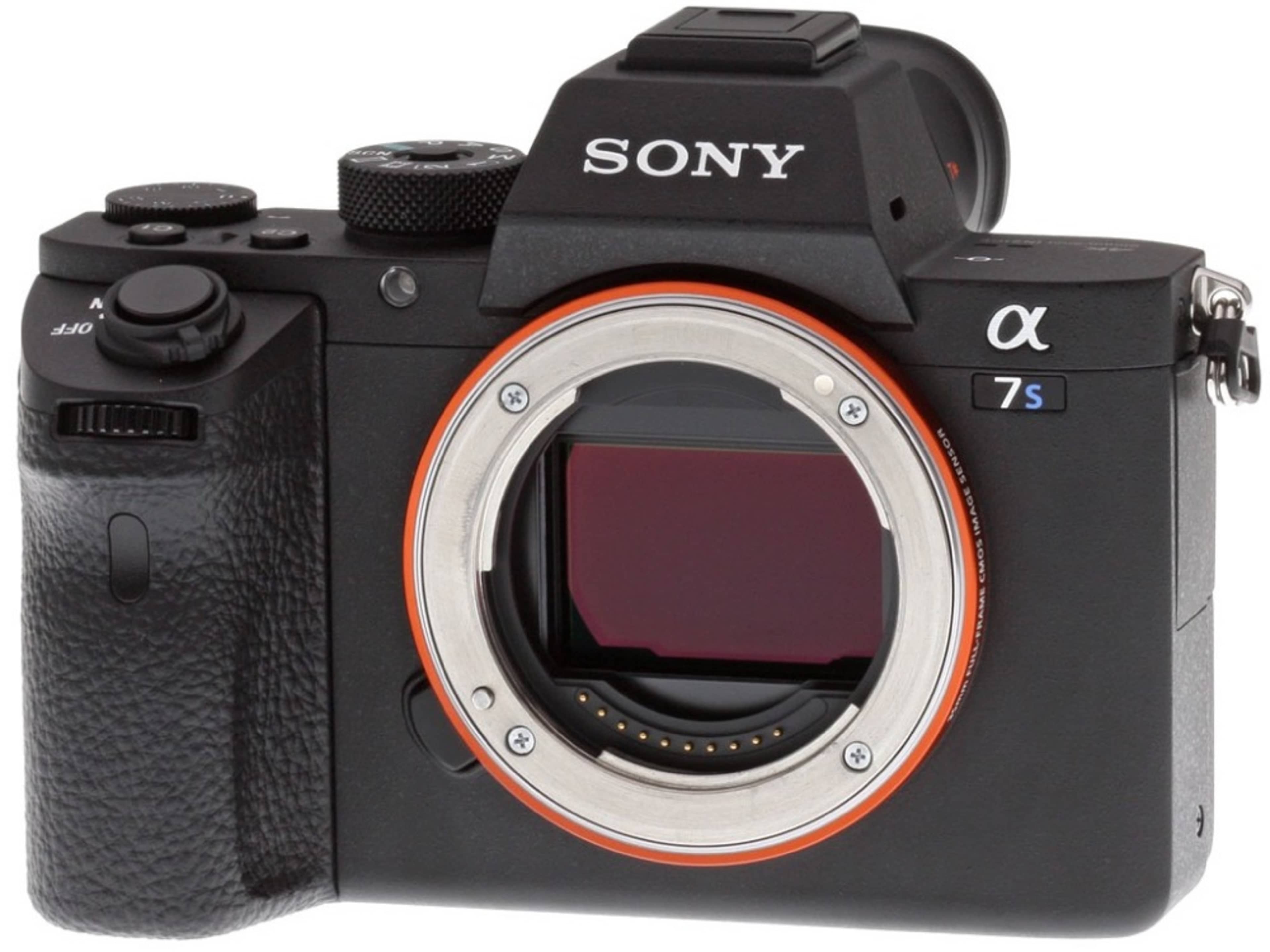 Sony Alpha A7S II w/ Kit Lens
